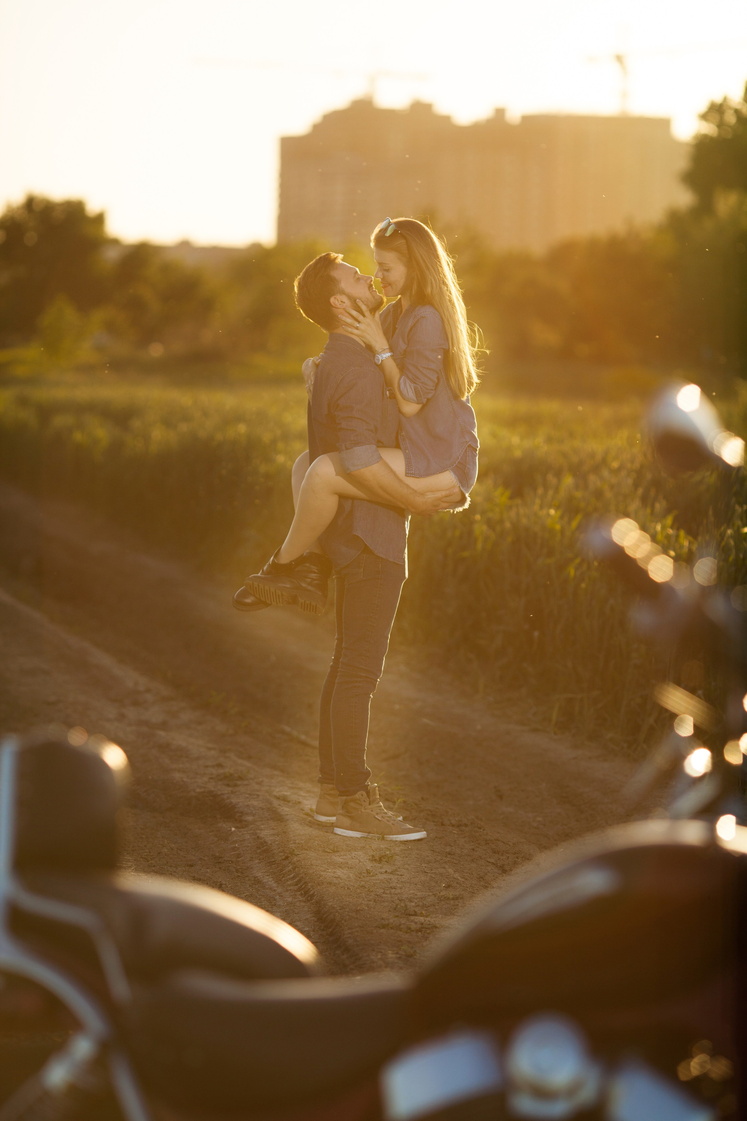 Сергей, Евгения и мотоцикл. Семейный и детский фотограф в Краснодаре Брусилова Марина