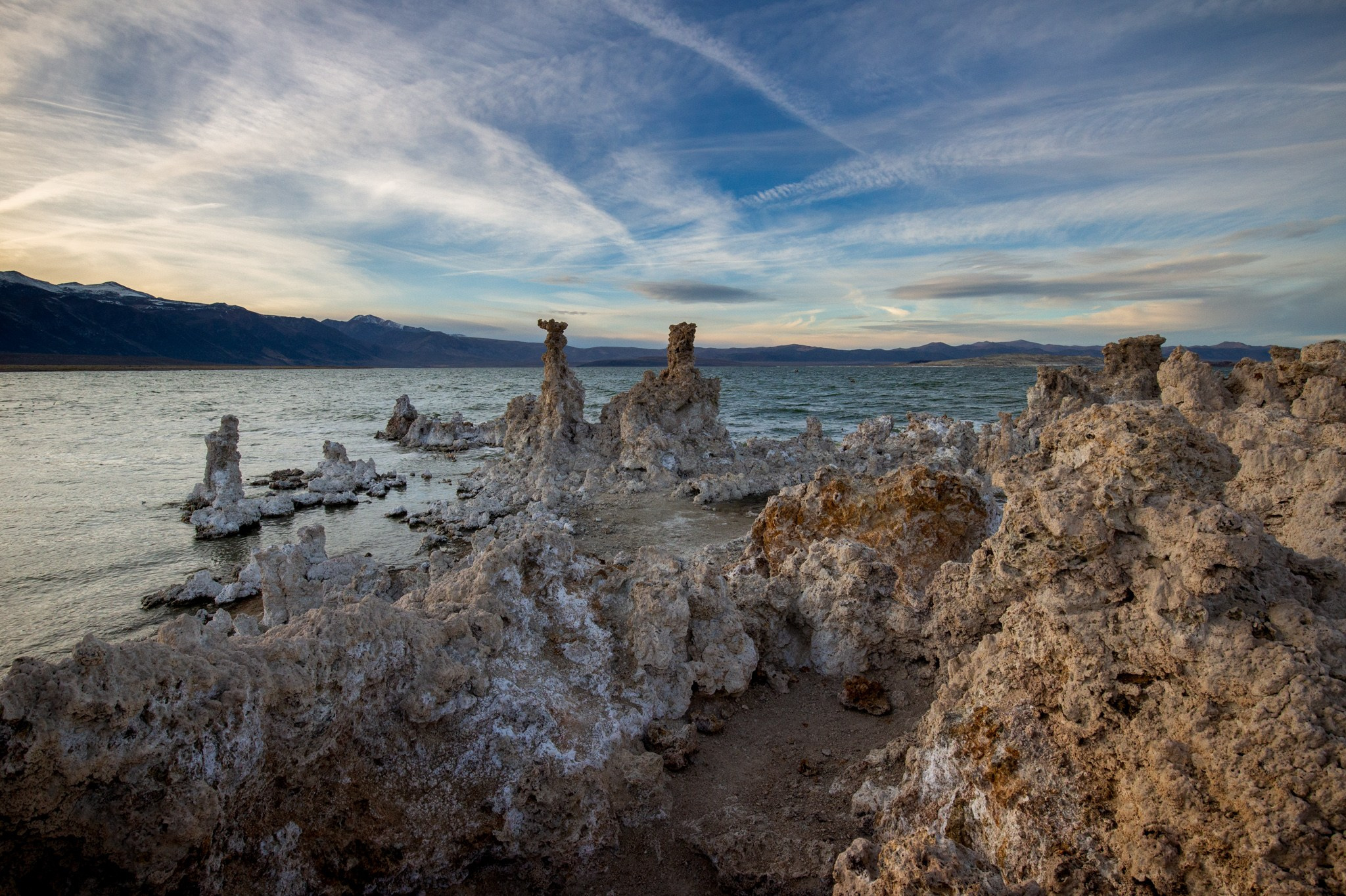 Озеро МОНО, США, 2013. Фотограф Василий Буланов