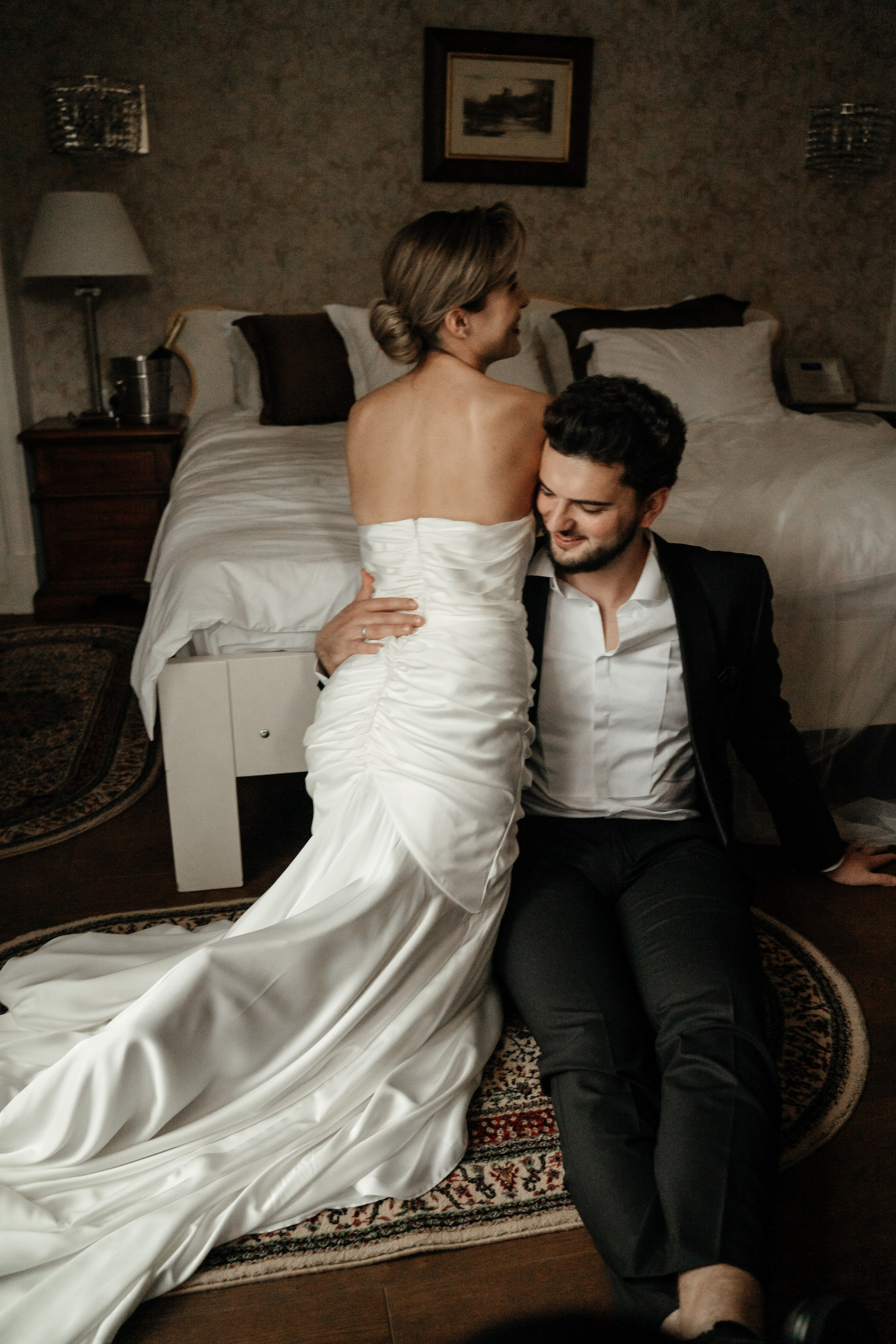 Классическая свадебная фотосессия в Крыму в Ялте Вилла Елена . Свадебная фотосессия Крым Москва ,свадьба в Крыму в старинном отеле . Свадьба для двоих в Крыму