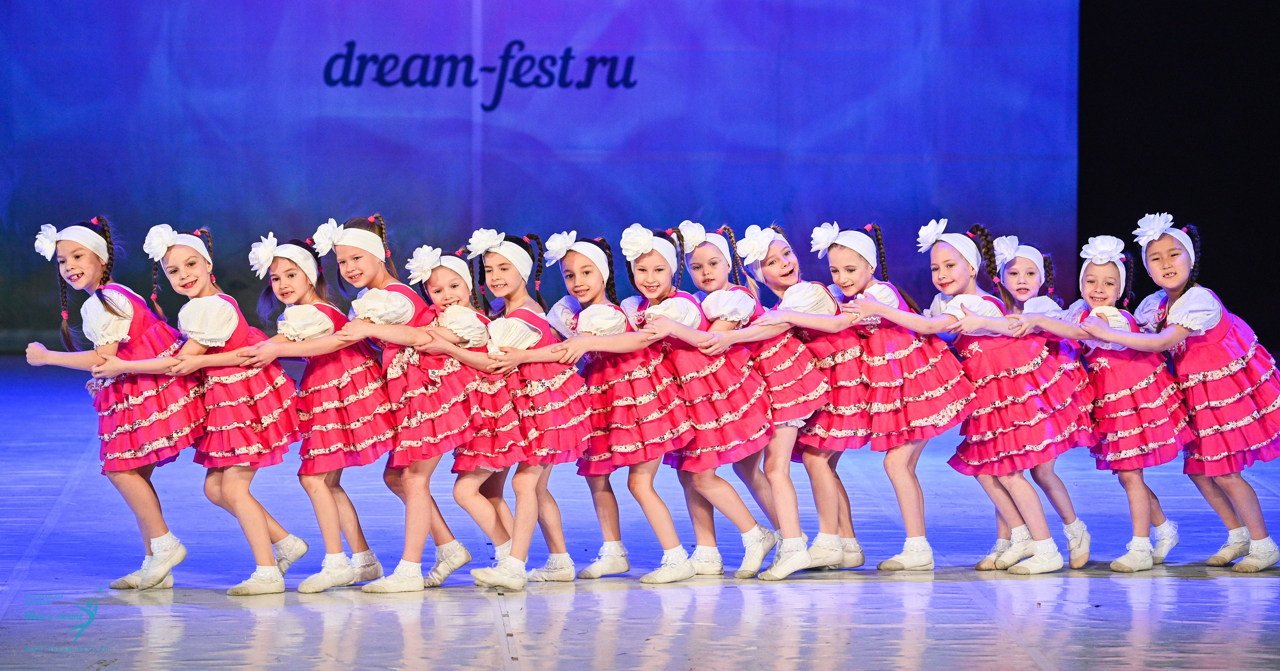 12.04.2025 Фестивальное движение «Шаг к мечте» г. Москва. Медиастудия Фото Концепт