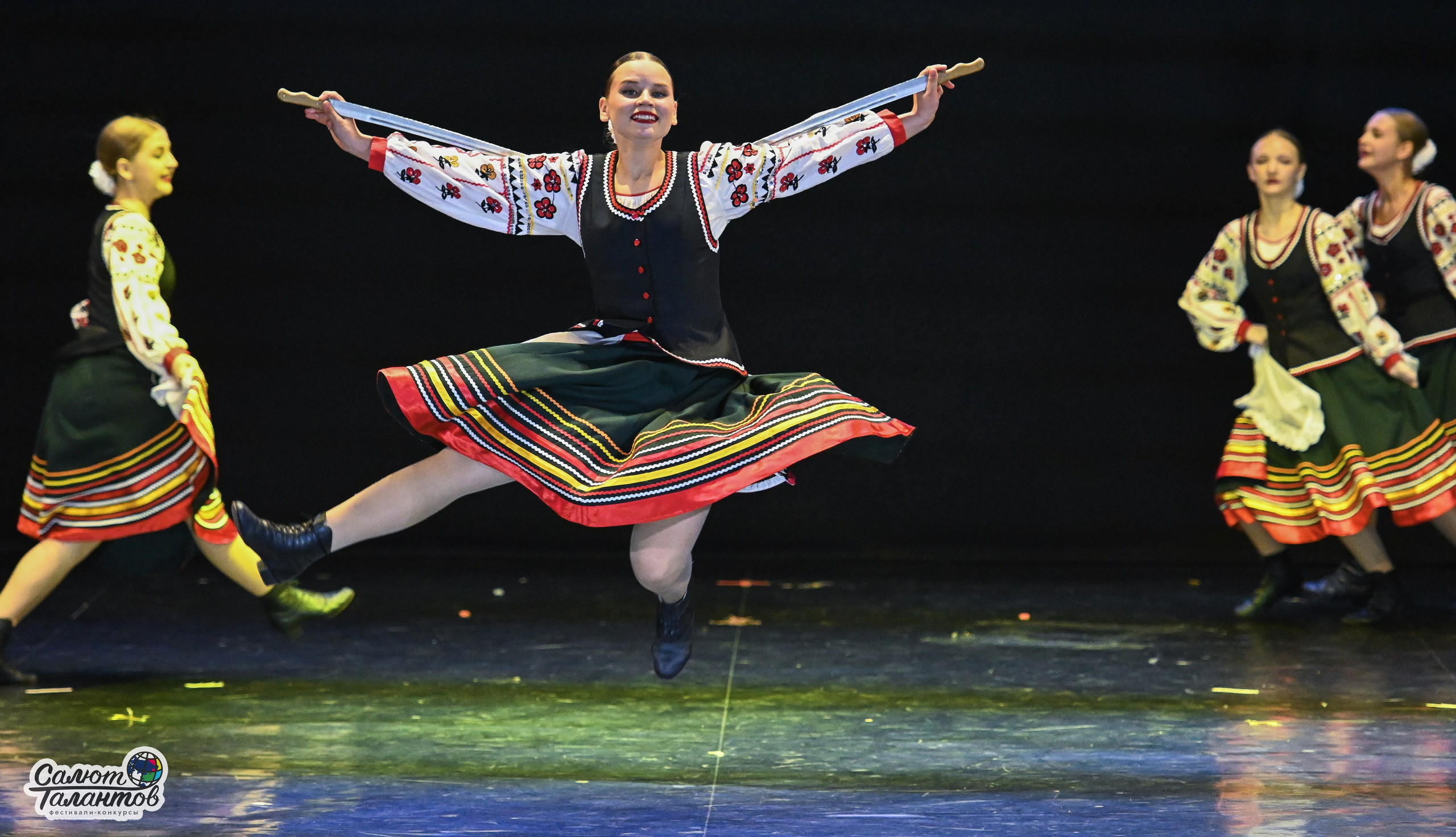 05.07.2025 «Салют Талантов» 10-й Фестиваль-Конкурс «ПО МЕСТАМ ВОИНСКОЙ СЛАВЫ» г. Волгоград. Медиастудия Фото Концепт