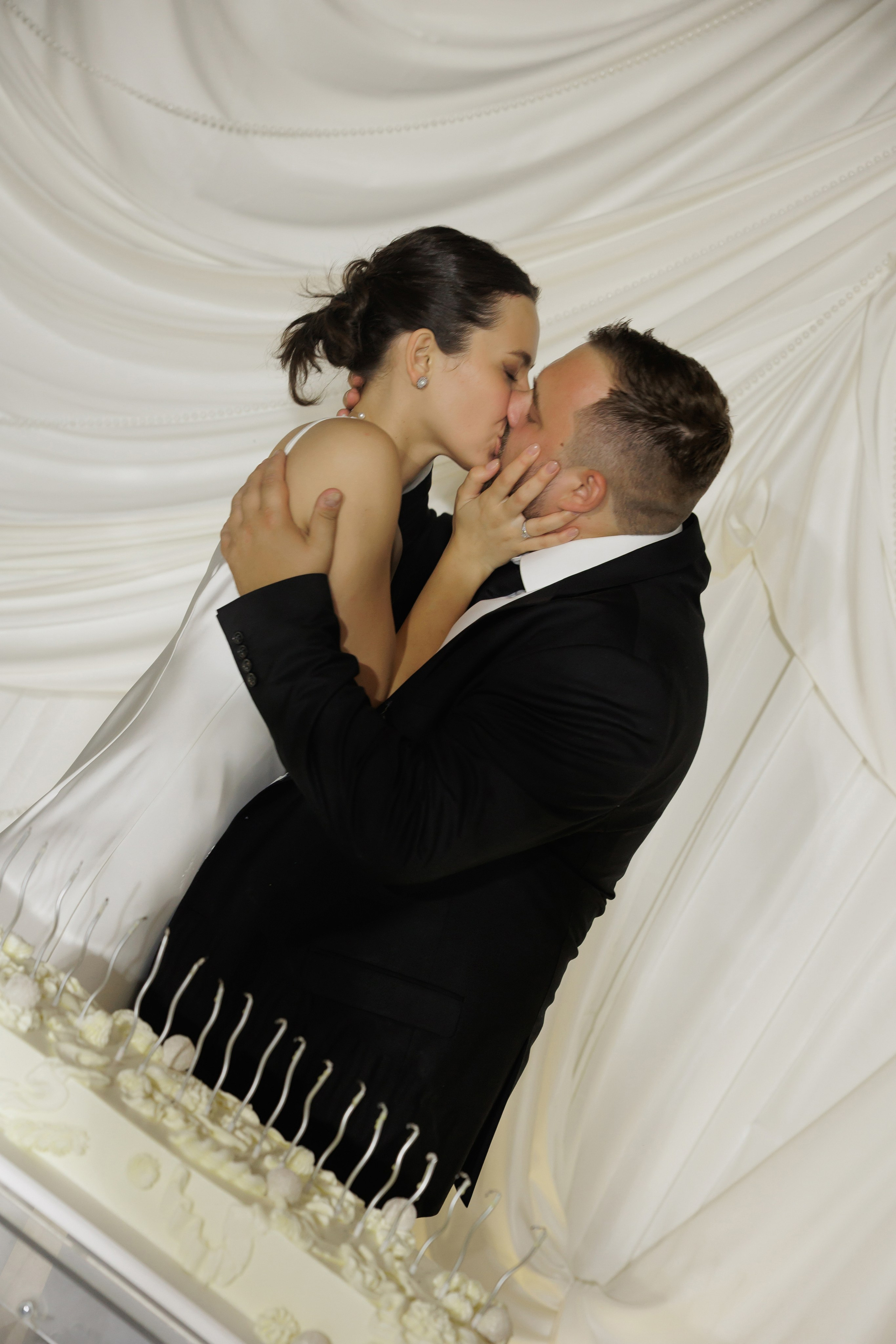 Ты рядом со мной, и это — самый чистый кайф! ♥. Свадебный фотограф Калининград