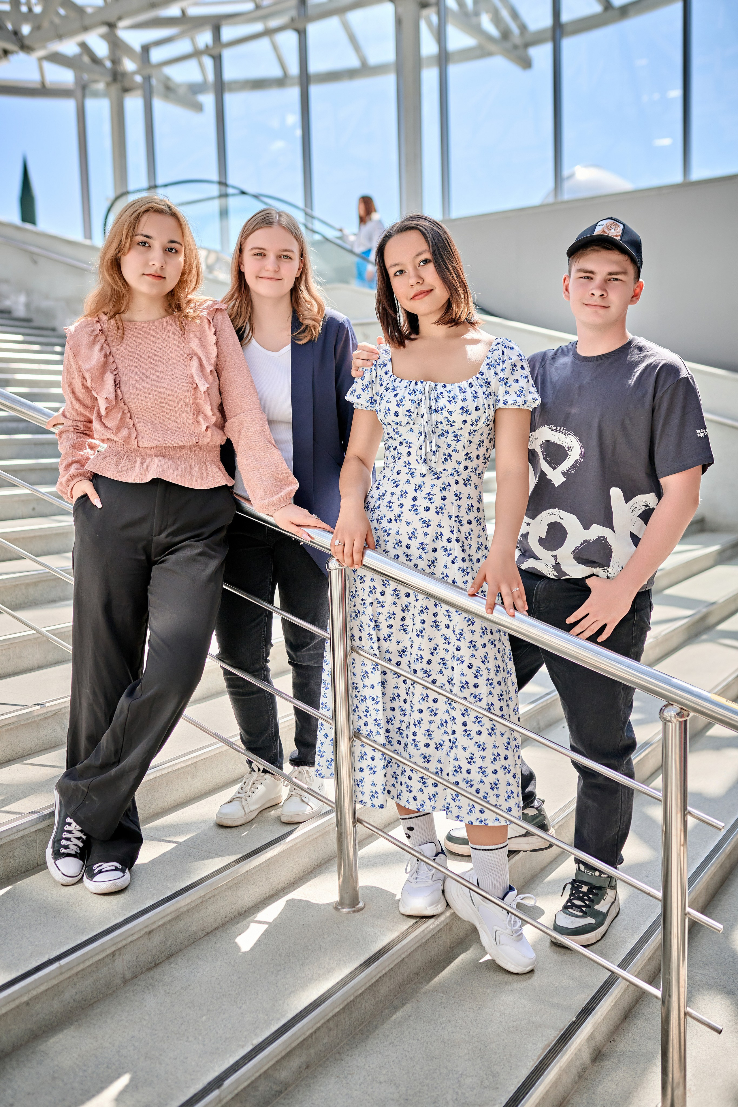 Фотосъёмка в Инновационном культурном центре (ИКЦ) Калуга для выпускных альбомов. Фотограф Меняйло Евгений. Свадьба. Портрет. Репортаж. Семья. Контент