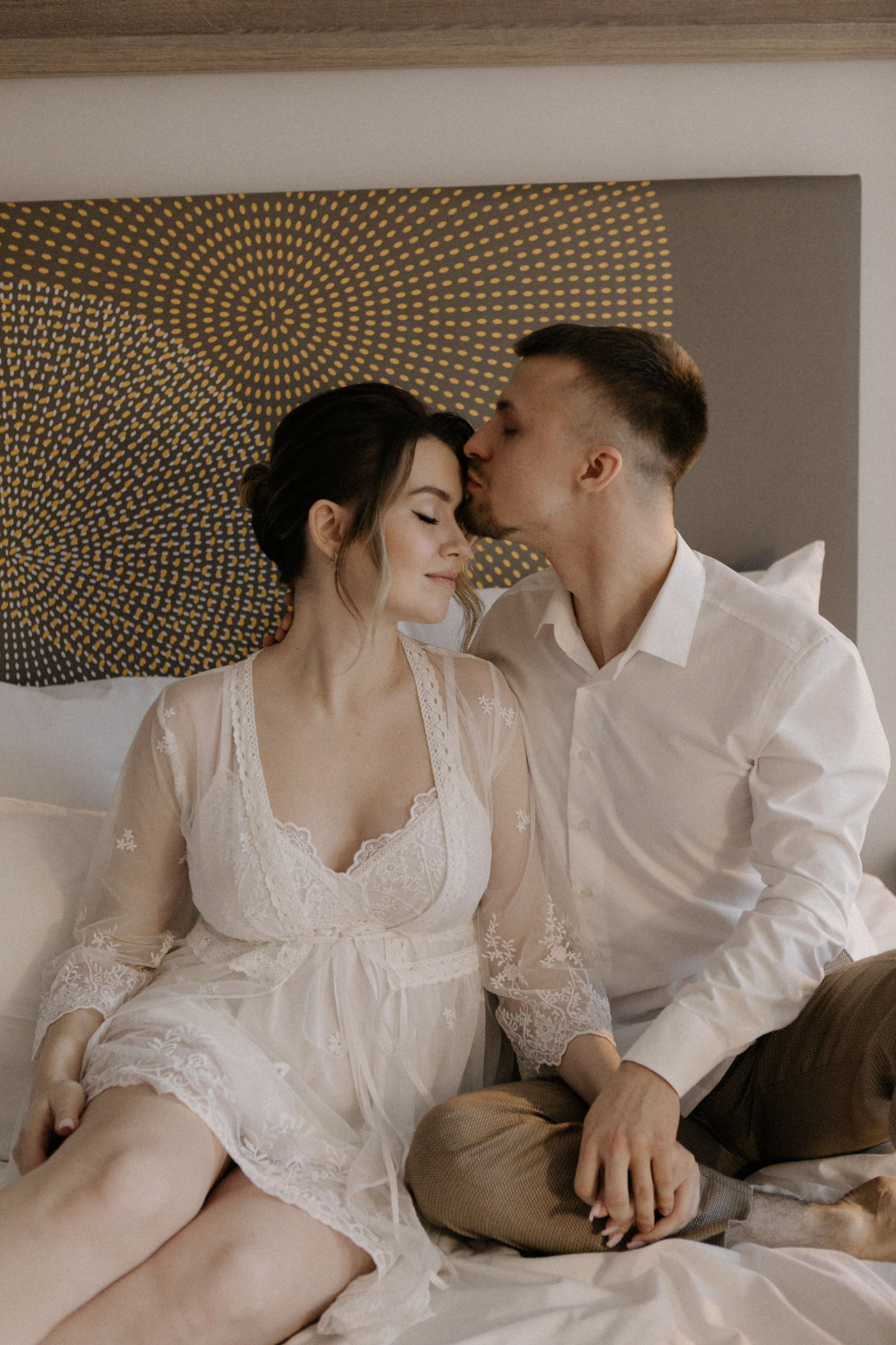 Ксюша и Илья. Утро в отеле роспись в Birds. Свадебный и портретный фотограф в Москве Анастасия Масюк