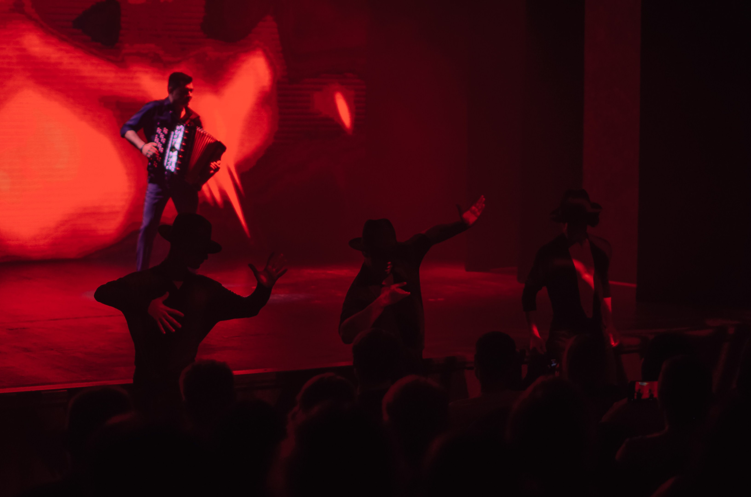 Фоторепортаж танцевального мероприятия. Денисова Аля — фотограф для парных съемок и индивидуальных историй в Барнауле