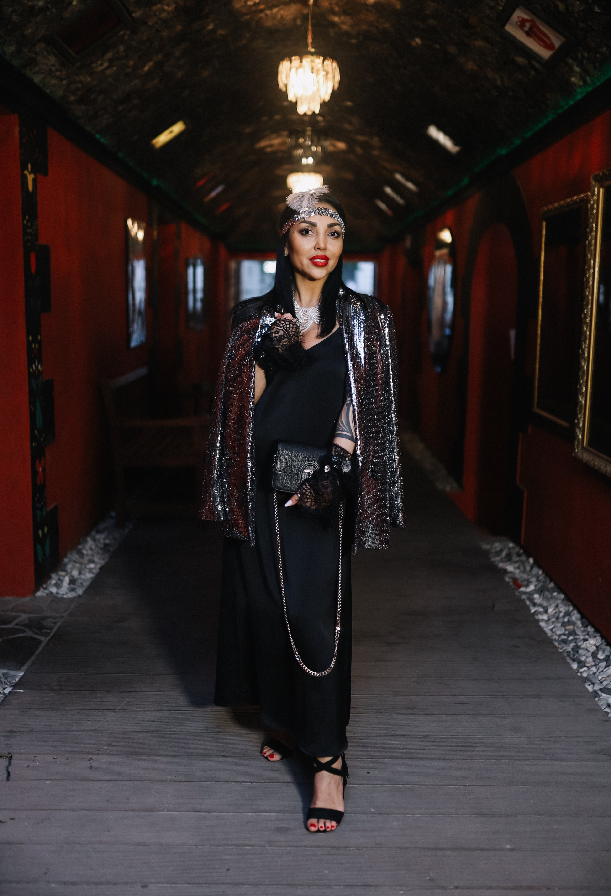 25.Диана и гости