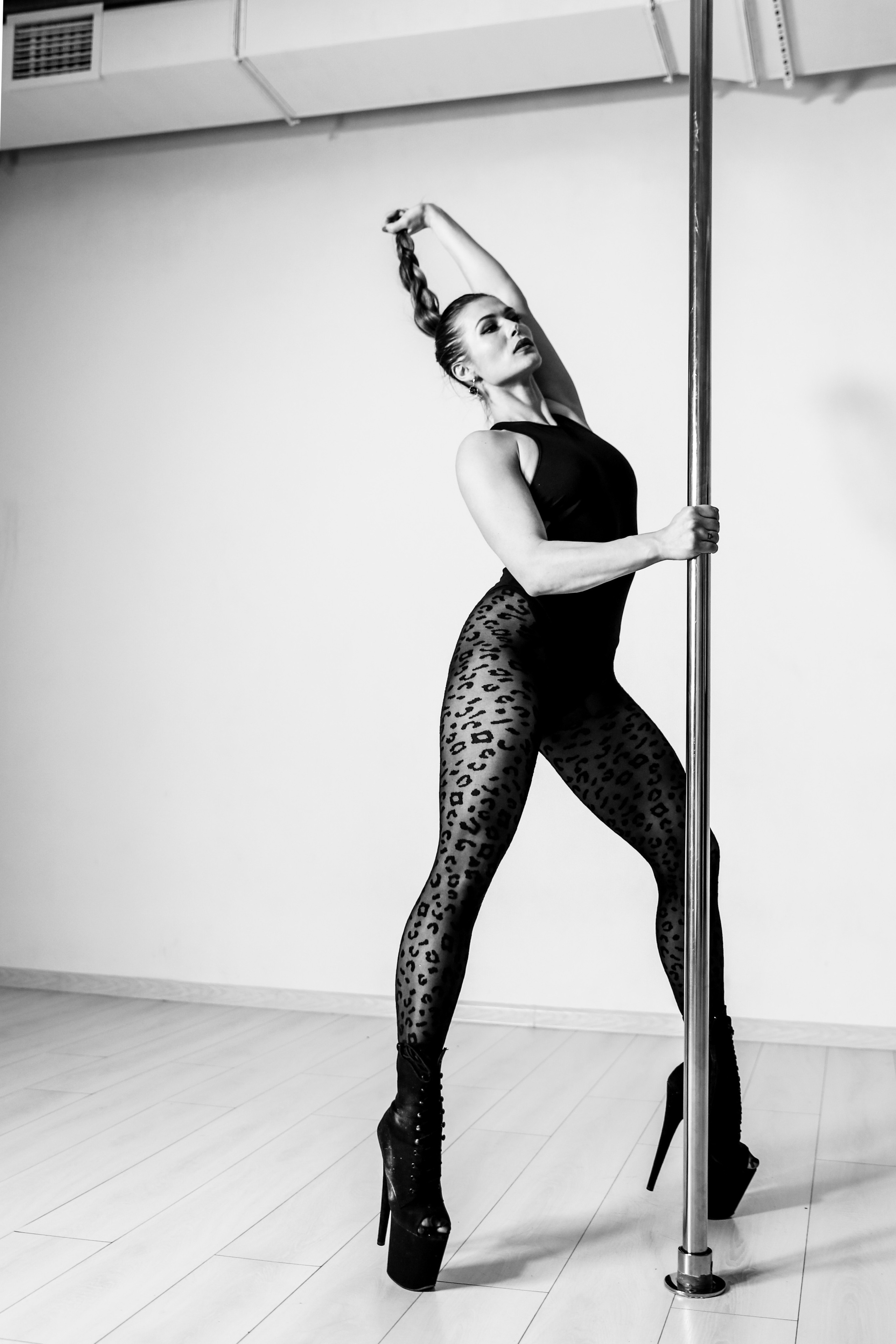 Съемка для R&K Pole. Фотограф Наташа Сергеева. Фотосессии для танцоров в Москве