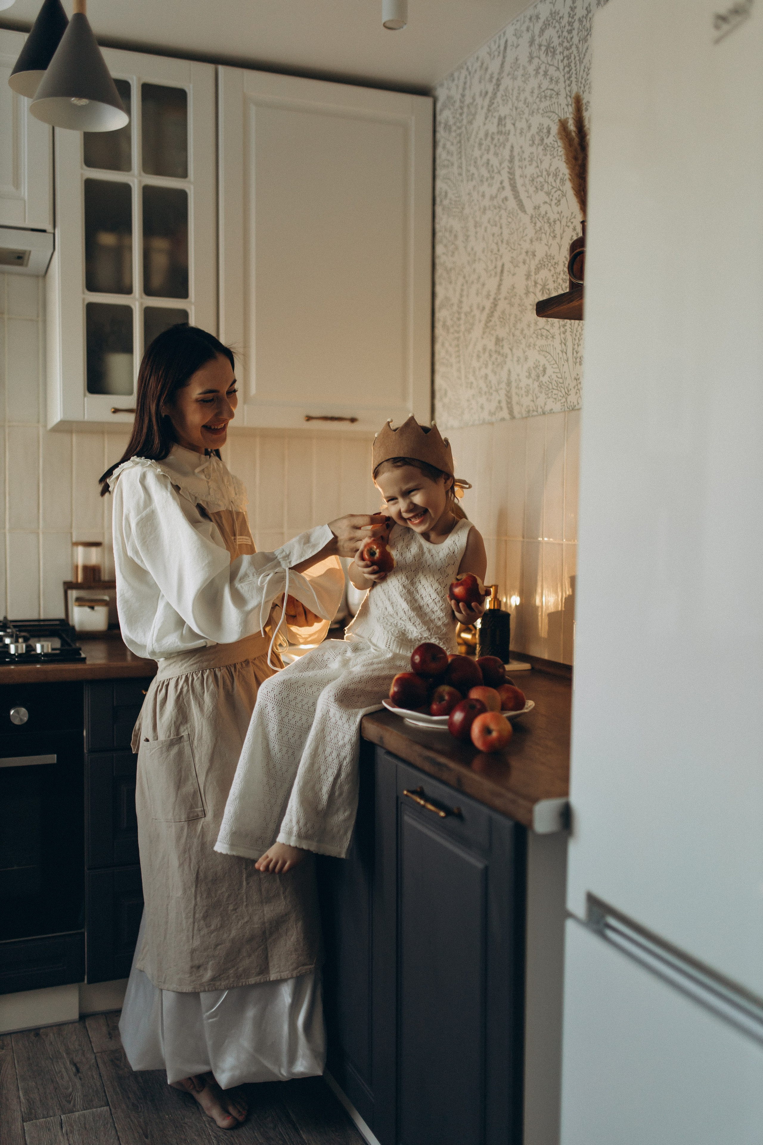 Домашняя истории о материнской любви! Виктория и Сияна. Услуги
