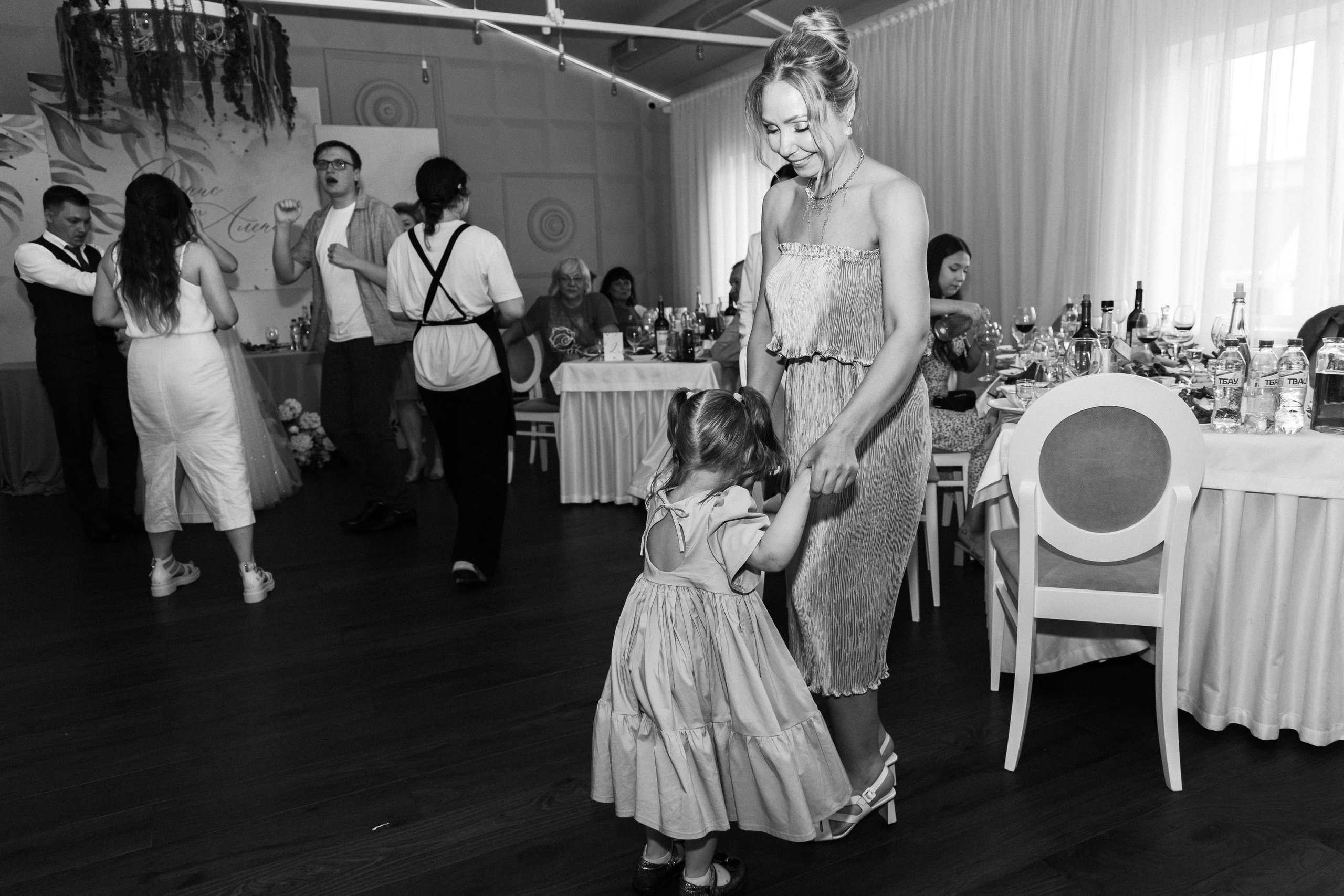 Алёна и Денис (полный день). Фотограф в Барнауле Юлия Садвокасова