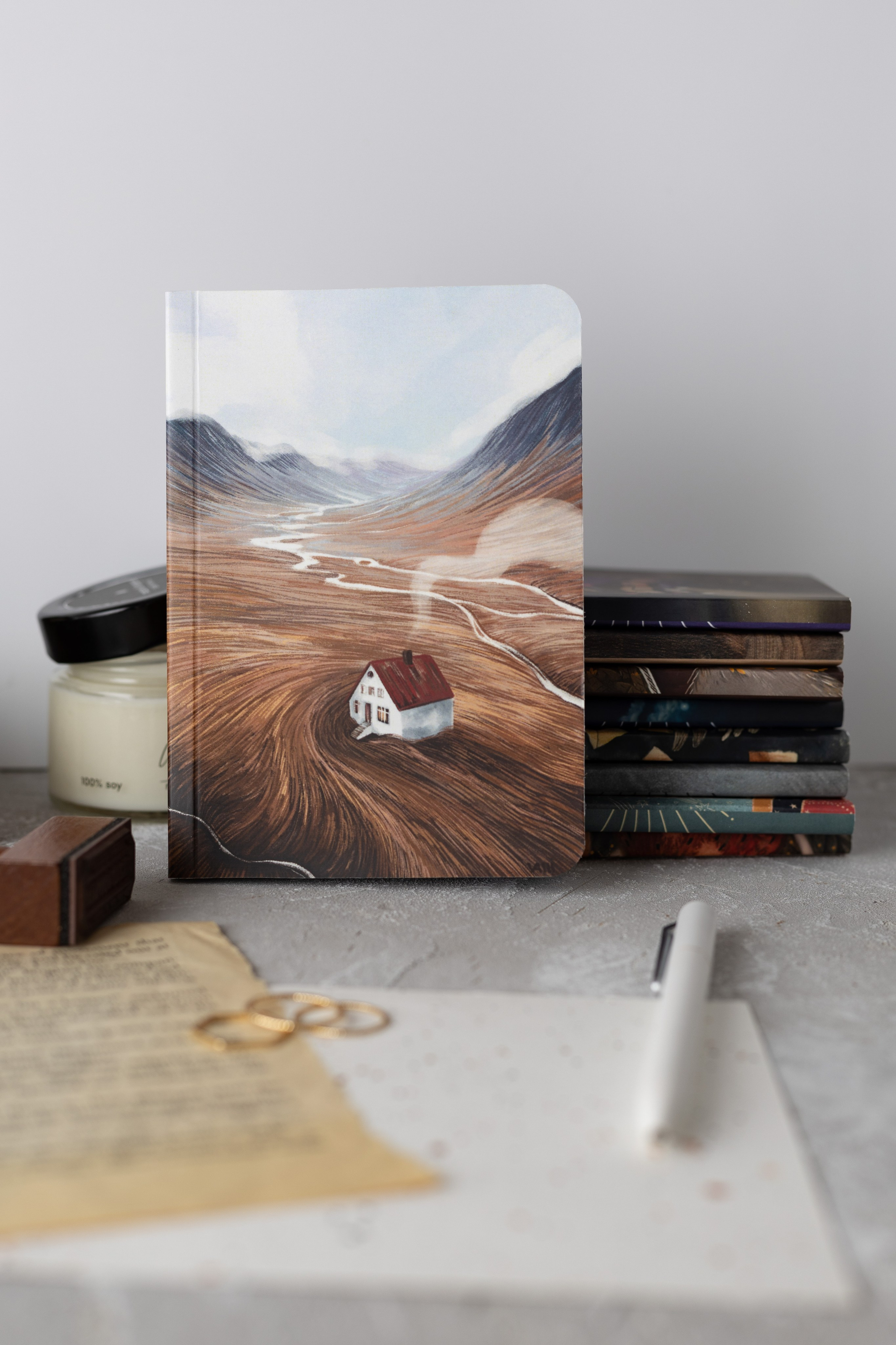 Открытки Moonpost. Предметный фотограф Северова Екатерина | Профессиональная предметная съёмка фото и видео в Санкт-Петербурге