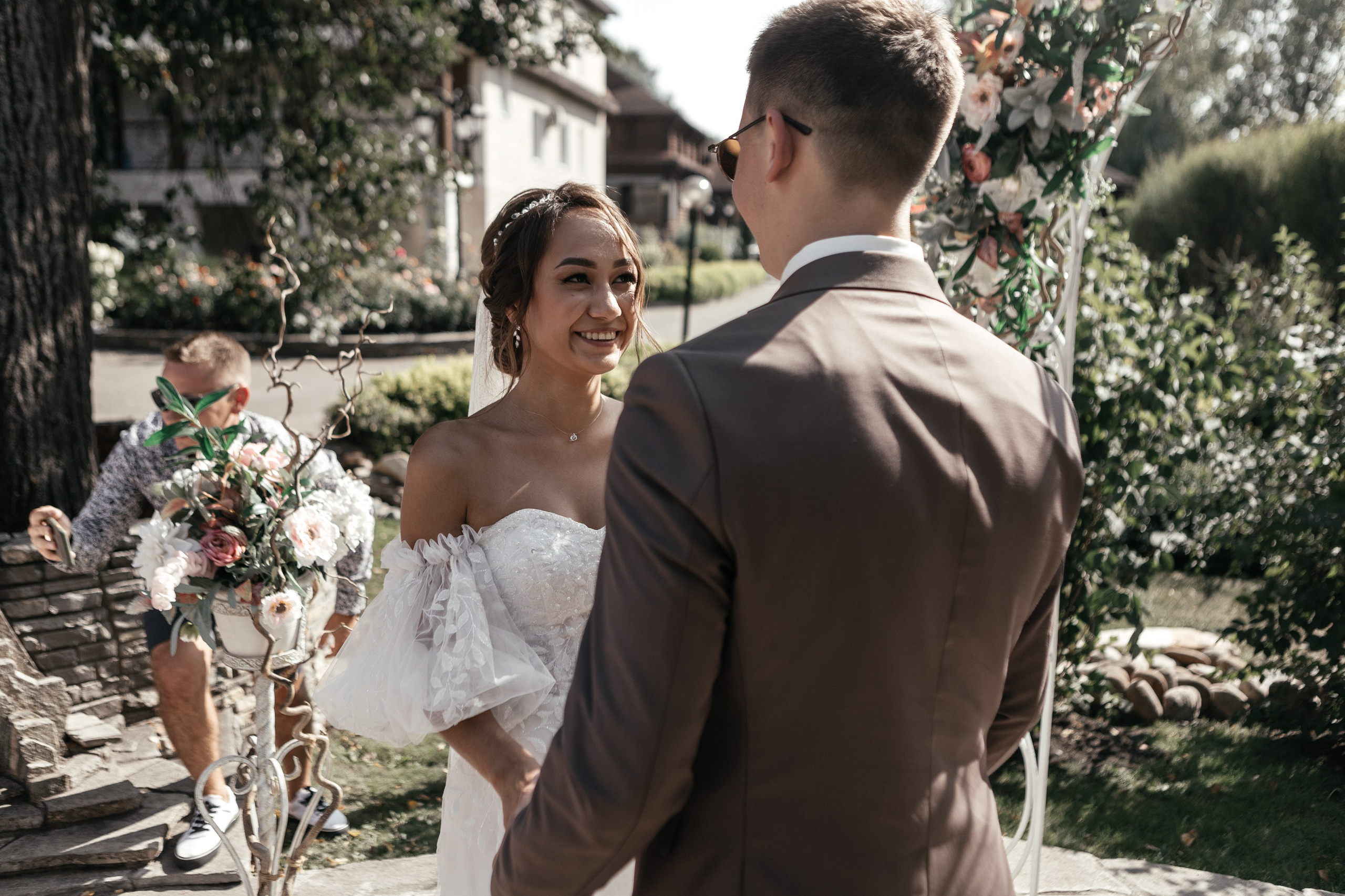 Свадебный фотограф Уфа — Руслан ГабдлисламовЖивые эмоции, красивые кадры, воспоминания на всю жизнь.Работаю по всей Республике Башкортоста. Свадебный фотограф Уфа Руслан Габдлисламов