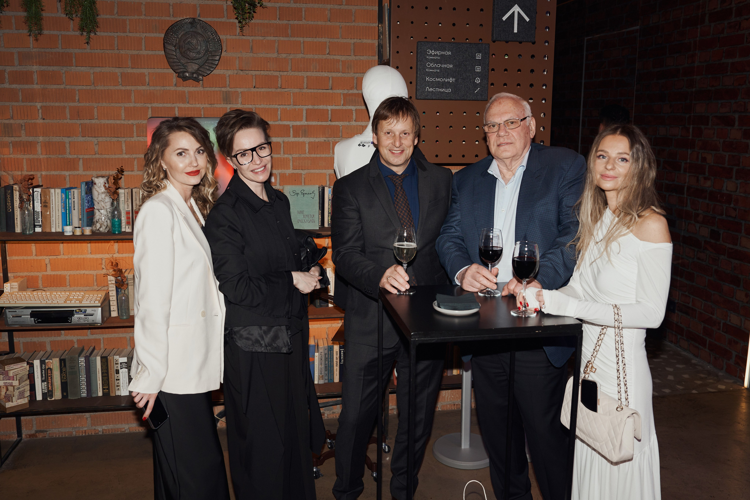 Клинике «Будь Здоров» 20 лет. Свадебный фотограф в Москве и Подмосковье Виктор Одинцов