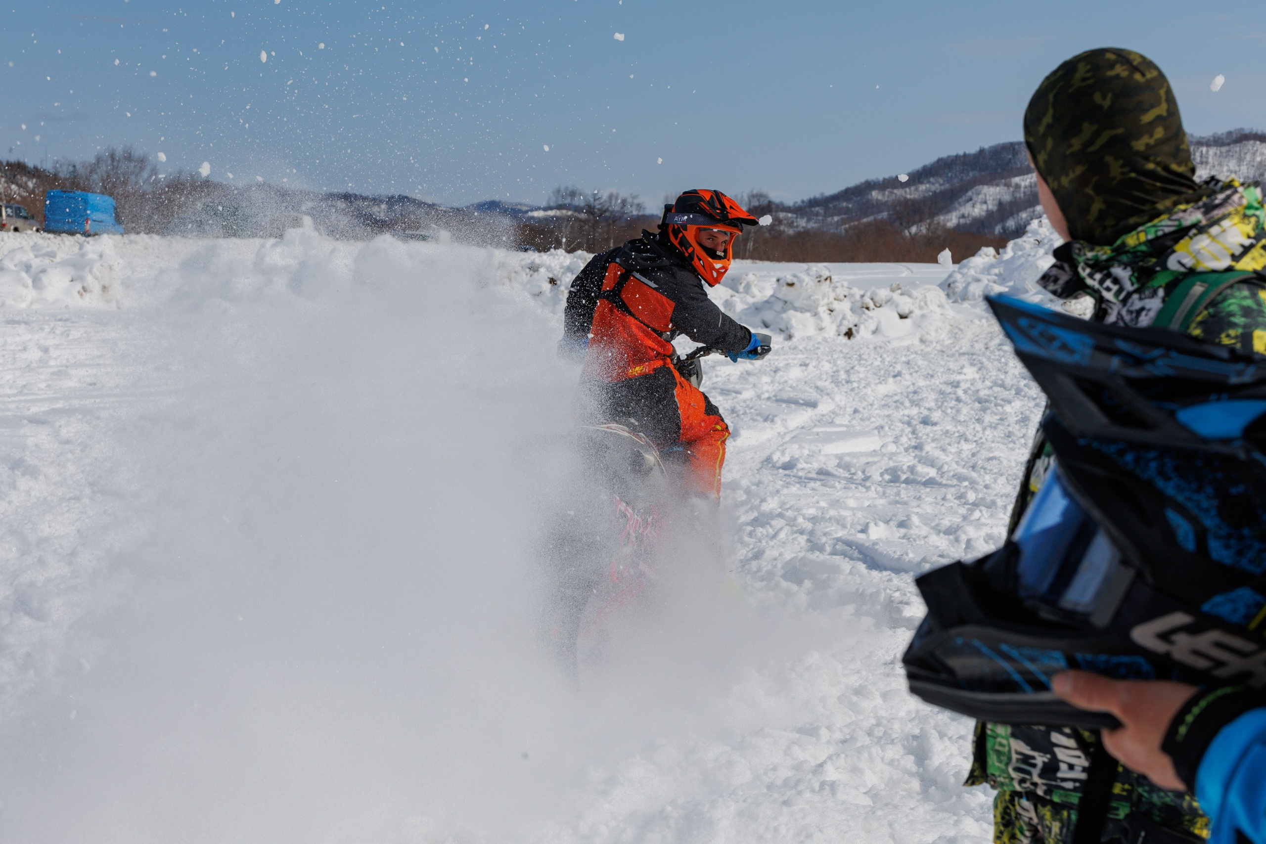 Чемпионат Экстрим Эндуро на сноубайках. Свадебный, семейный и репортажный фотограф в Южно-Сахалинске Артур Петросян
