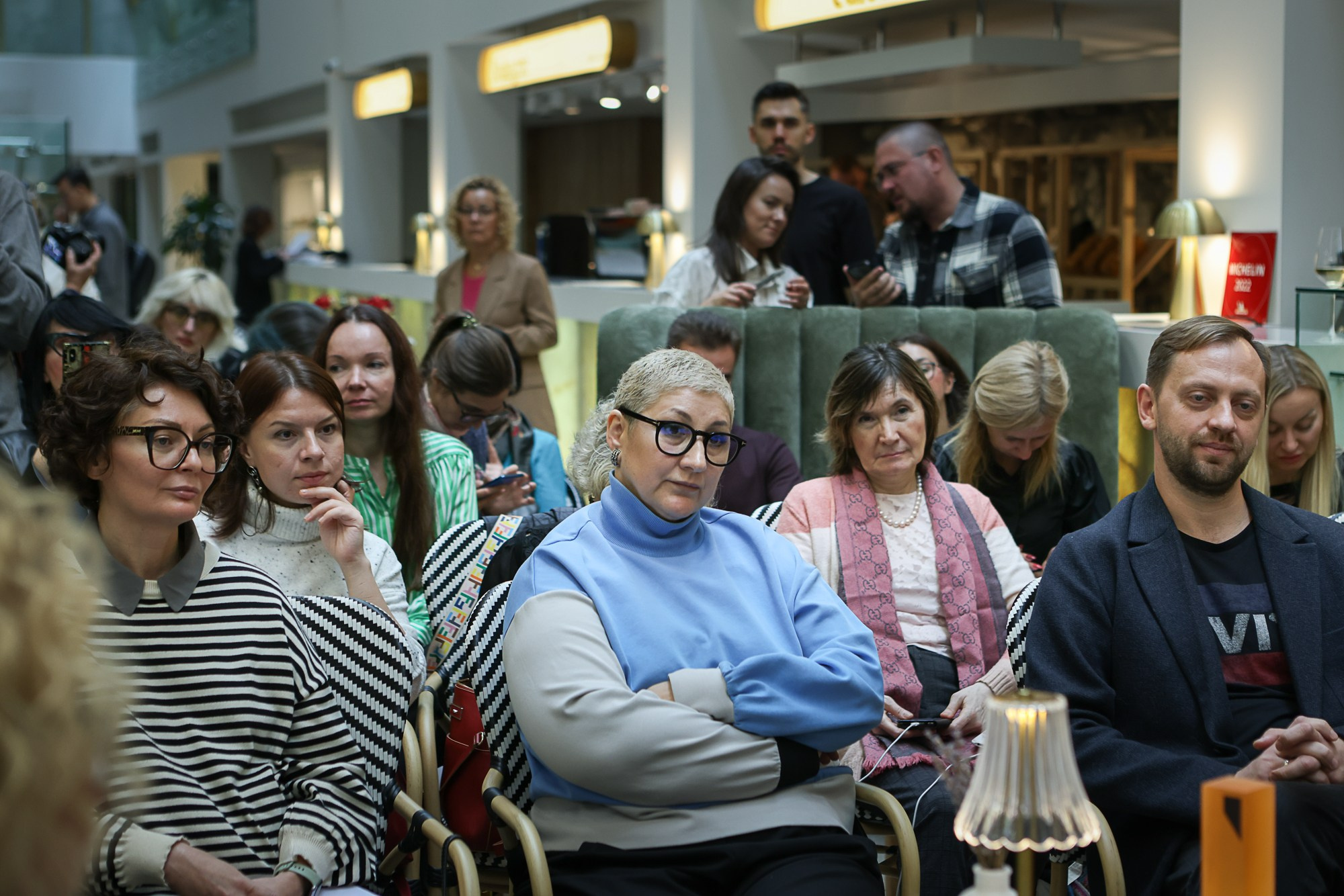 Пресс-бранч АРТ-ПЛАТФОРМА. Reportage, architectural, fine art photographer Lena Melnikova in Moscow