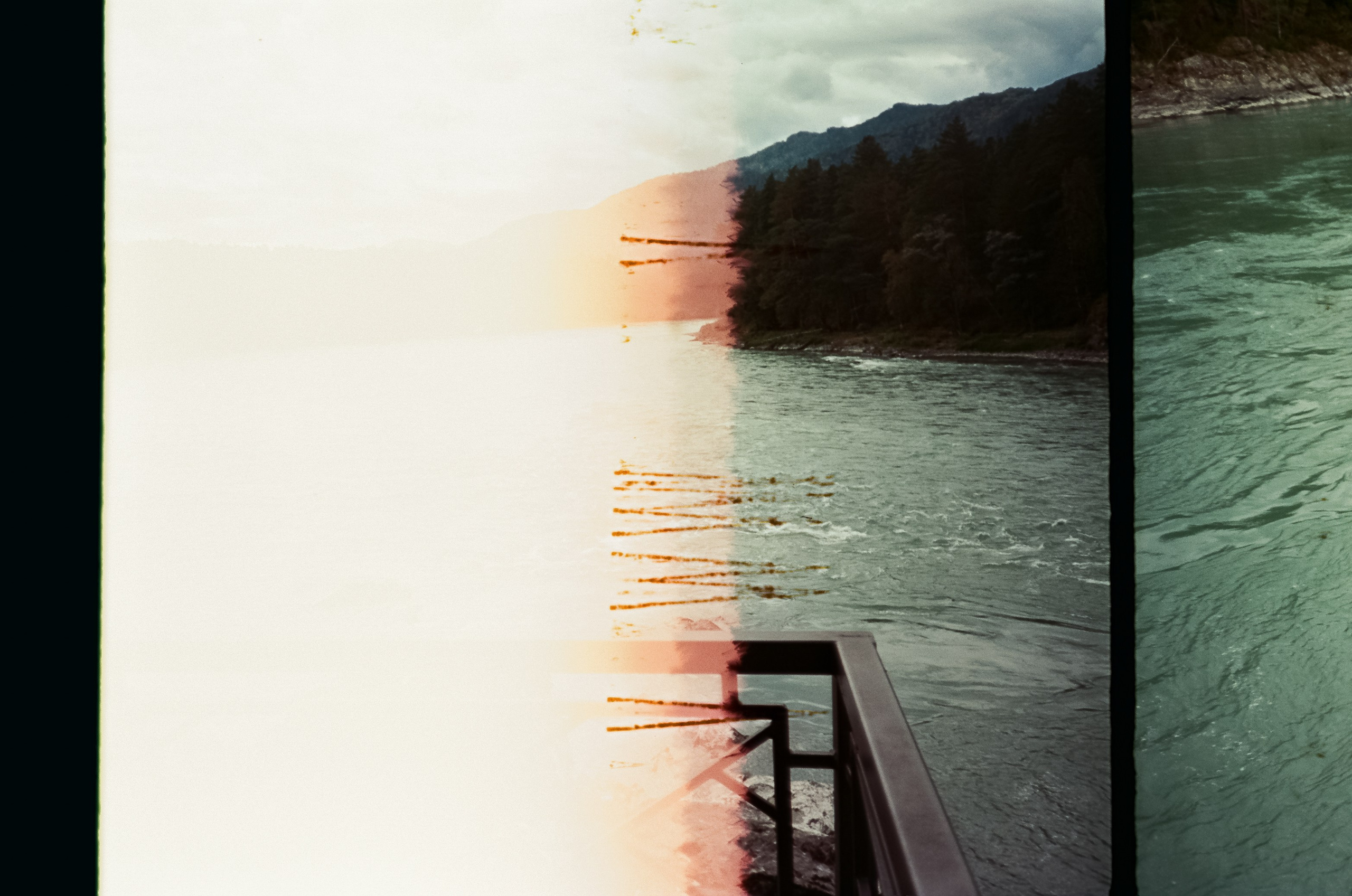 Село Черга в Верхах Алтая. Лошадки в Манжероке и панорамы Катуни. Фотограф-документалист Мария Осокина