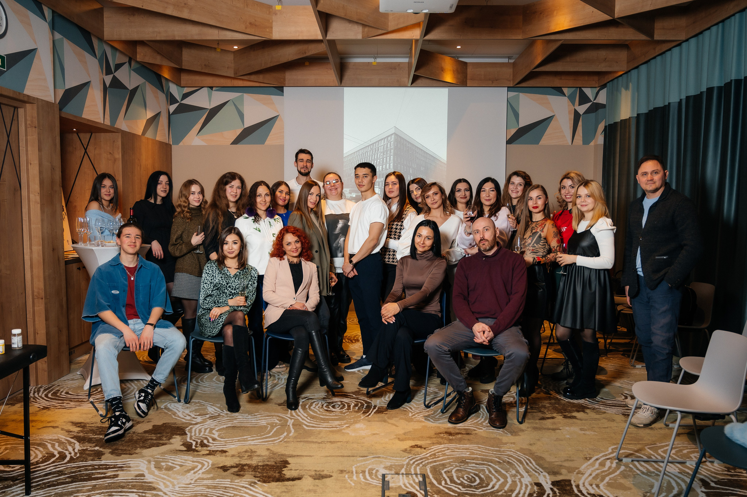 Рисуем телом, Карим COSMOS. Фотограф Нижний Новгород