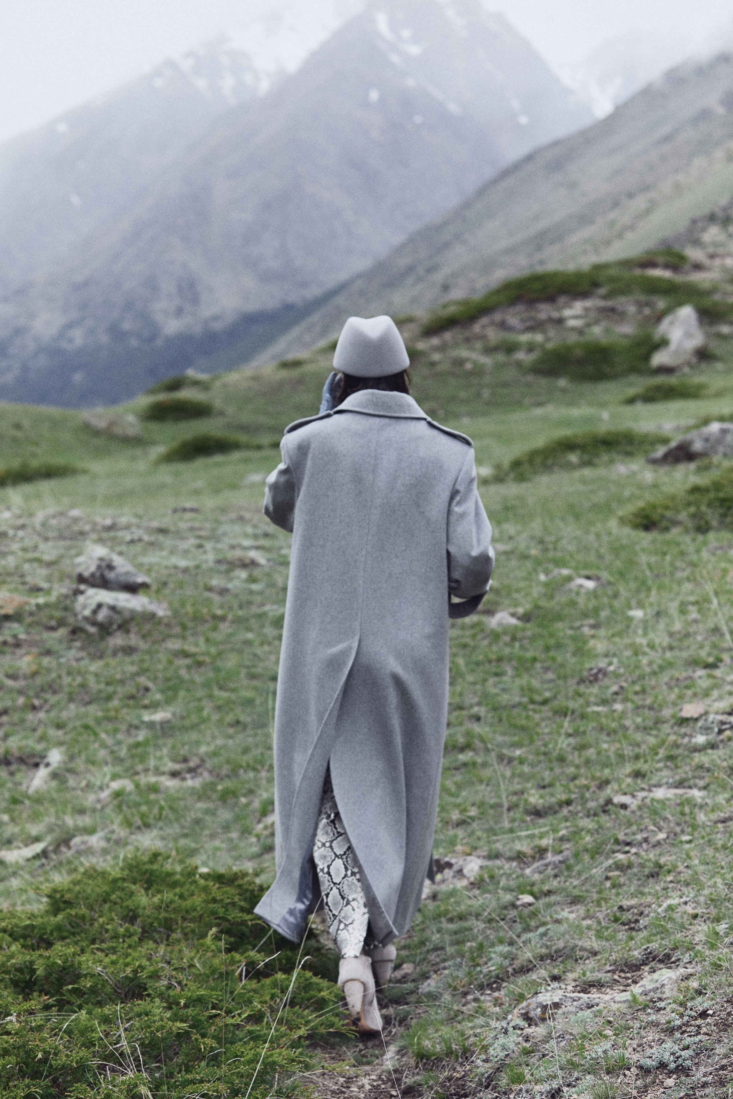 Имиджевая съемка для бренда в горах. Фотограф Продюсер в горах КБР / Москва  Нальчик Горы