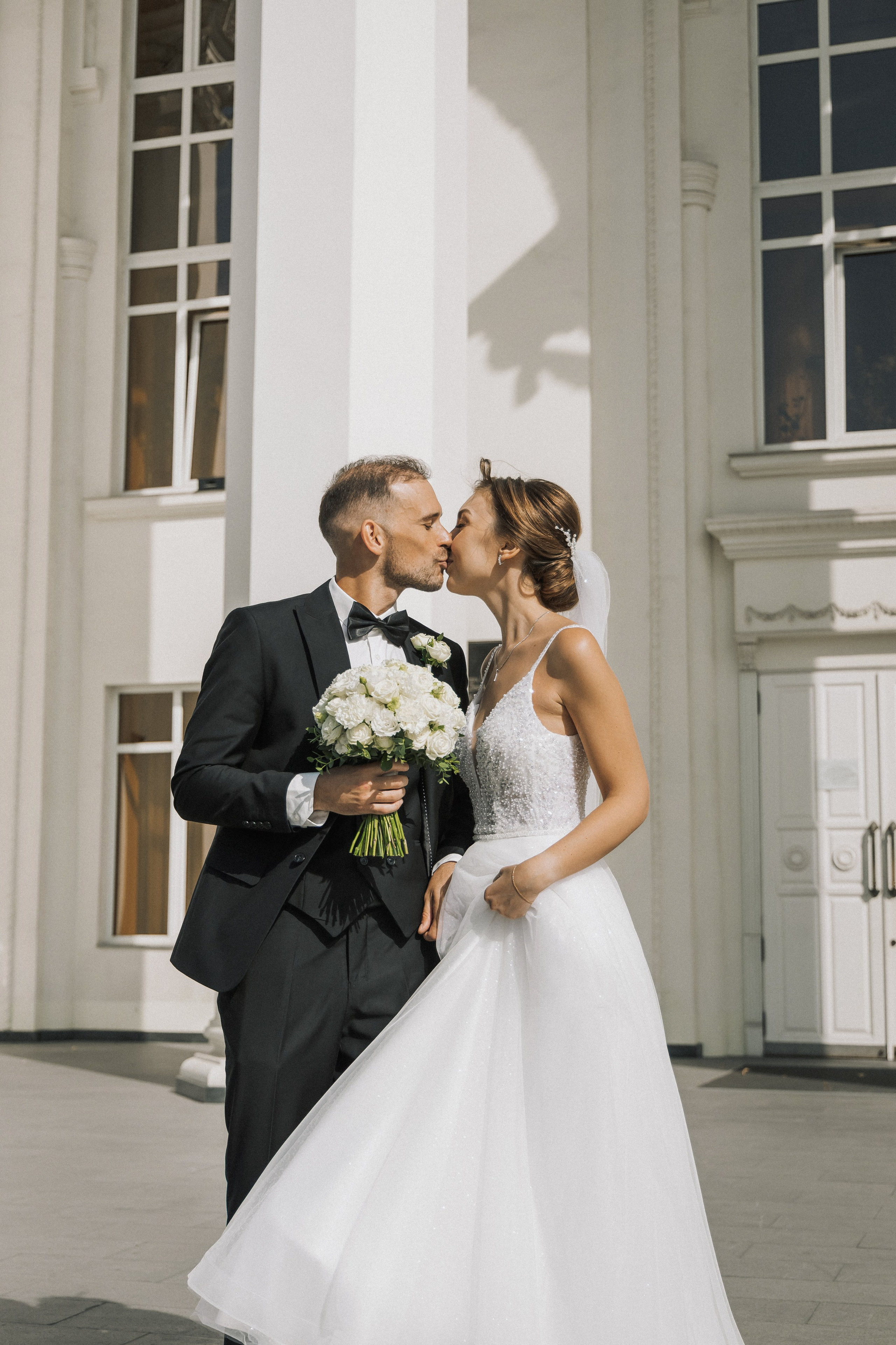 Свадебная прогулка Екатерины и Евгения. Свадебная фотография. Арина Рубах