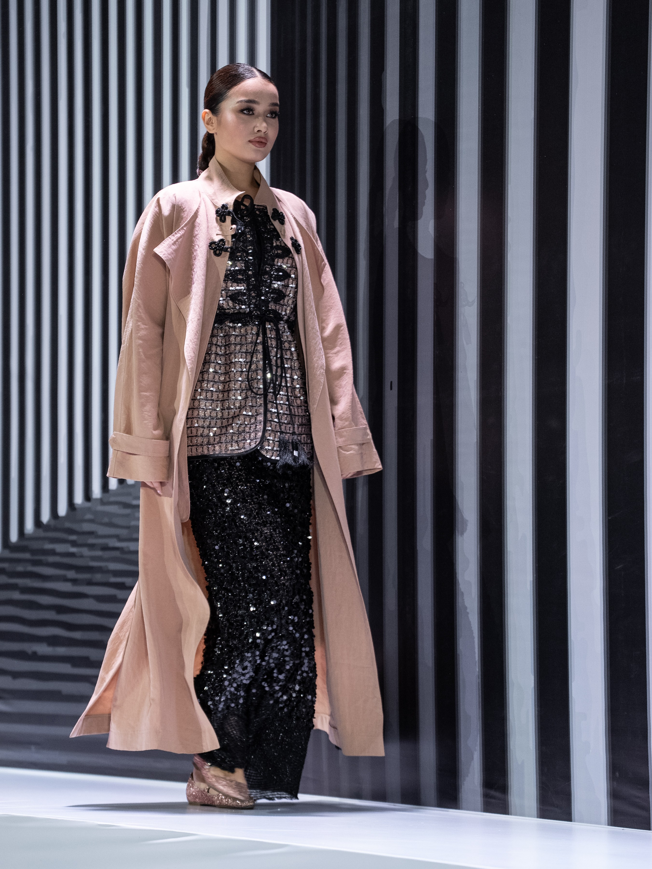 AIDA KAUMENOVA. Сайт Алматинского НЮ АРТ, будуар и фэшн фотографа Дениса Карпенко