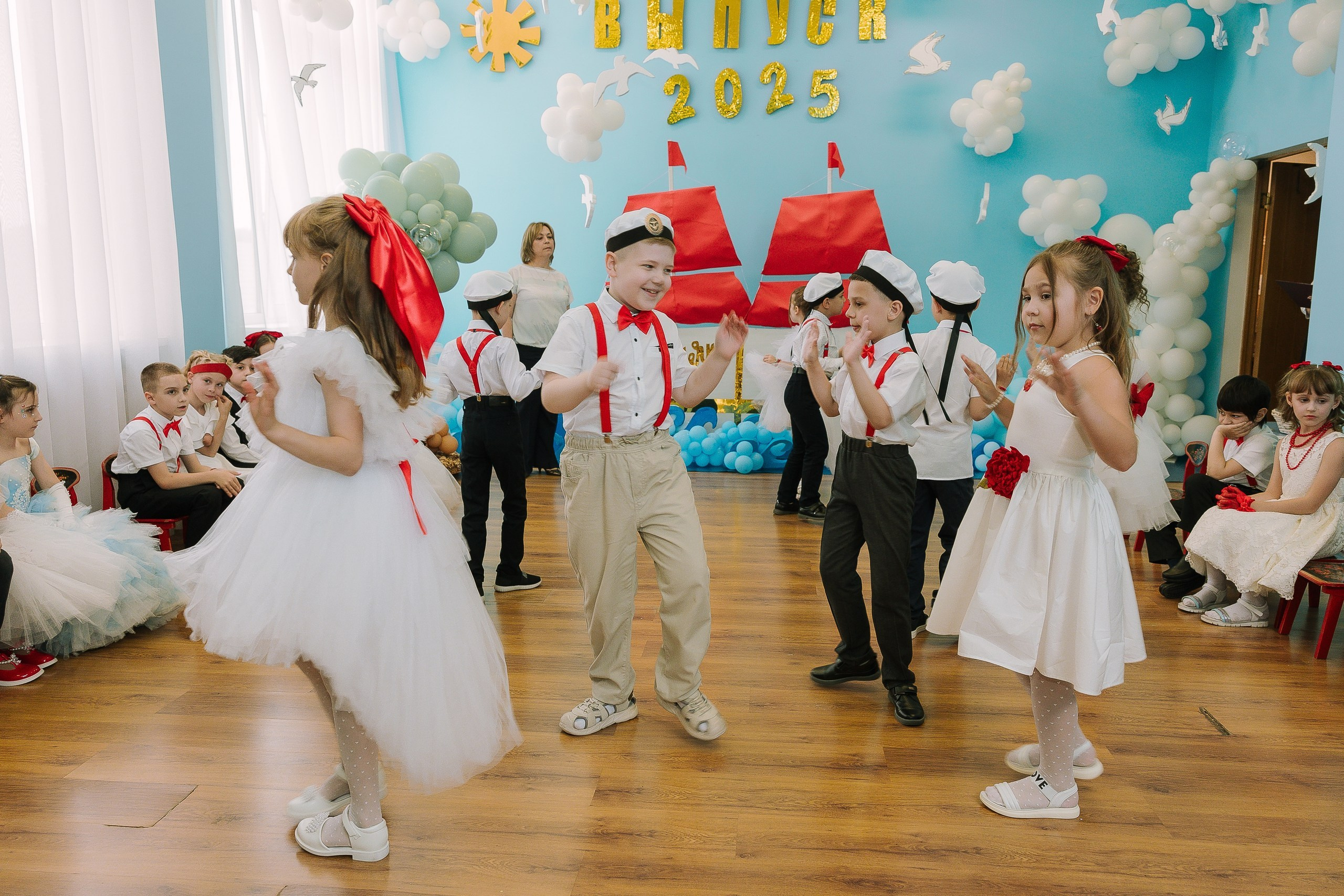 Выпускной 10 ДС. Выпускные альбомы Натальи Бутко: Новороссийск, Анапа, Геленджик