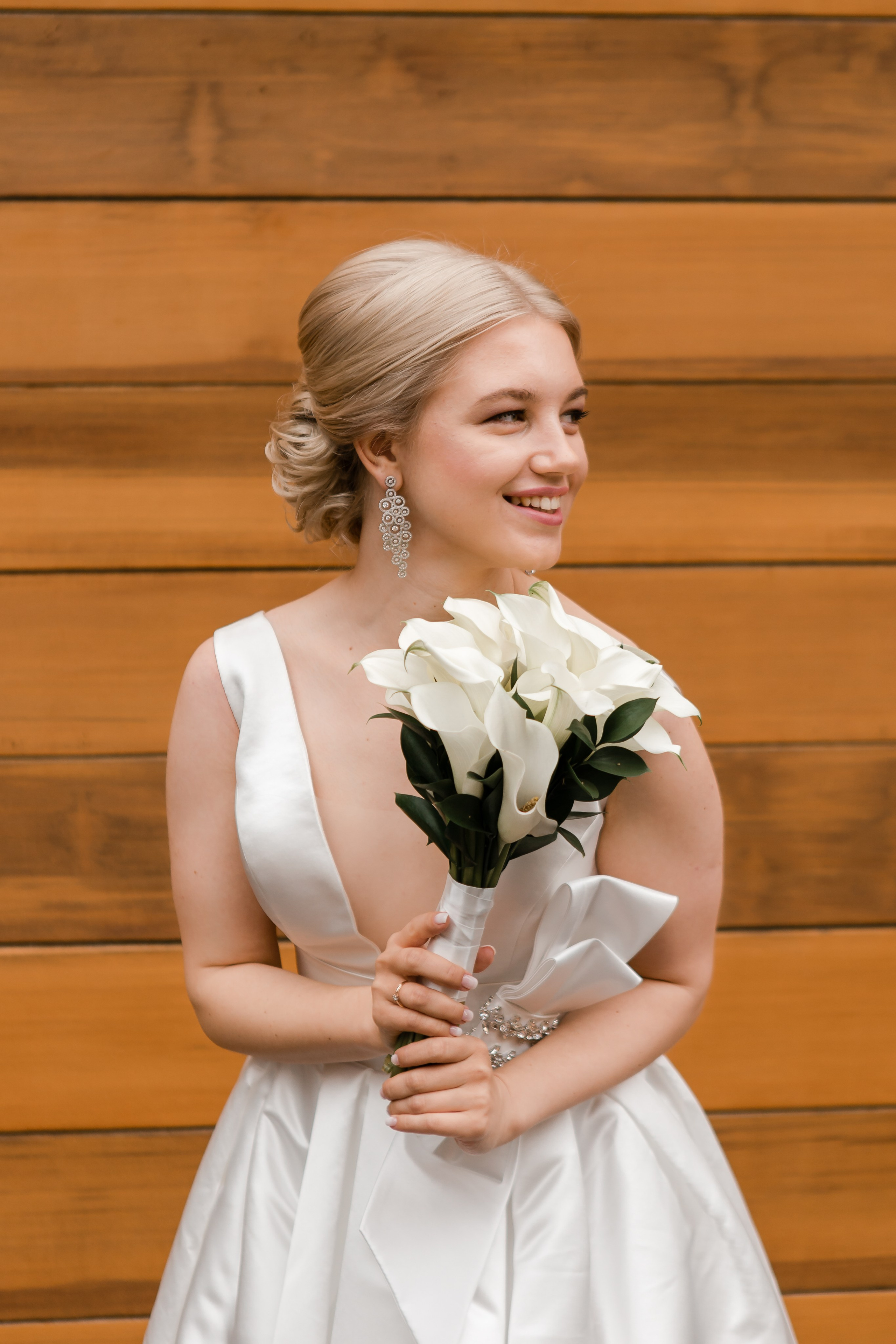 Дмитрий и Виктория. Видеосъемка и фотосъемка свадеб. Фотограф и оператор на свадьбу. Видеосъемка подкастов, собственная видео-фотостудии. Предметная фотосъемка