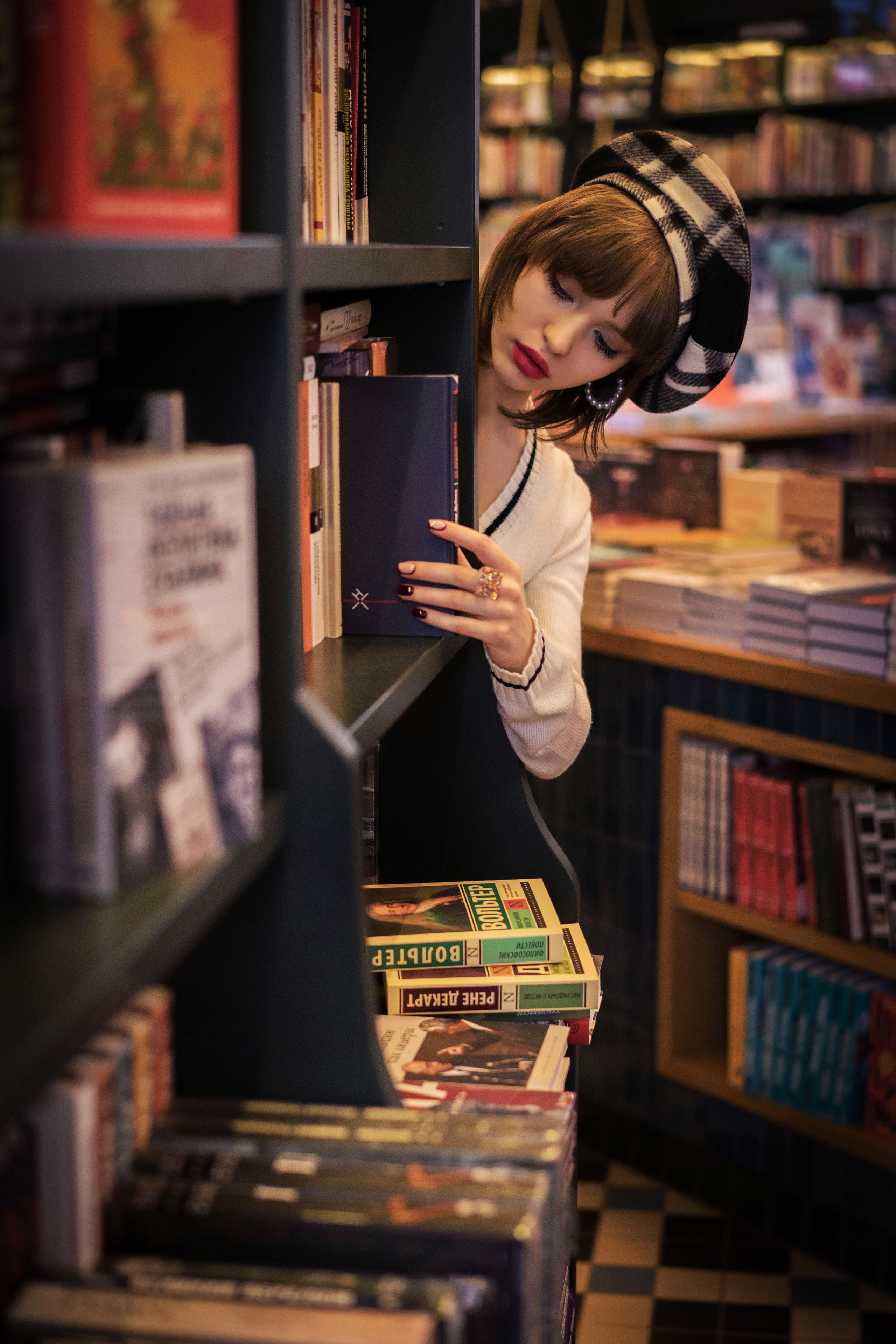 В книжном магазине. Студия детской фотографии