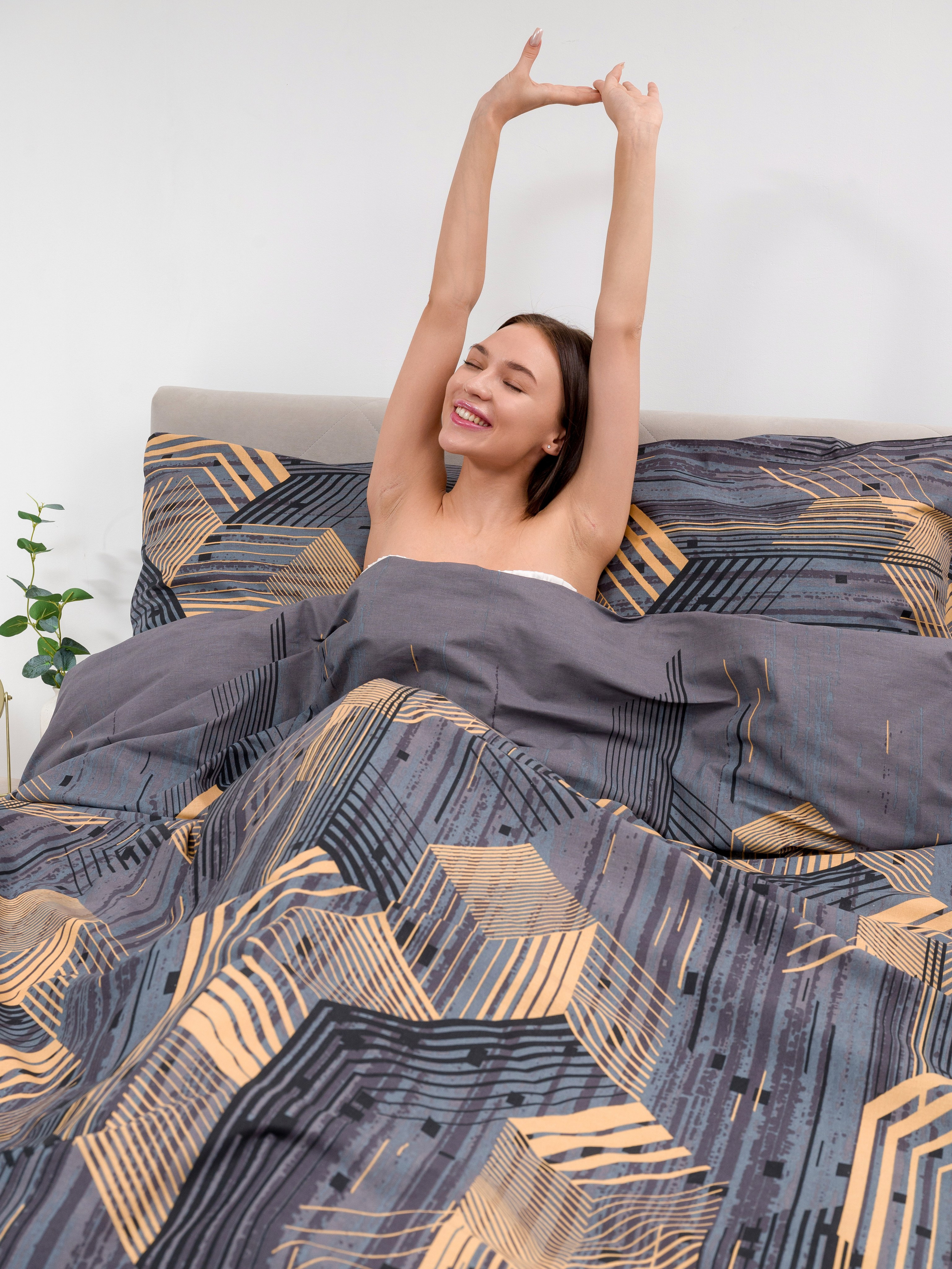 Съемка в студии «Изюм». Фотограф для маркетплейсов в г. Иваново Клещенок Юлия