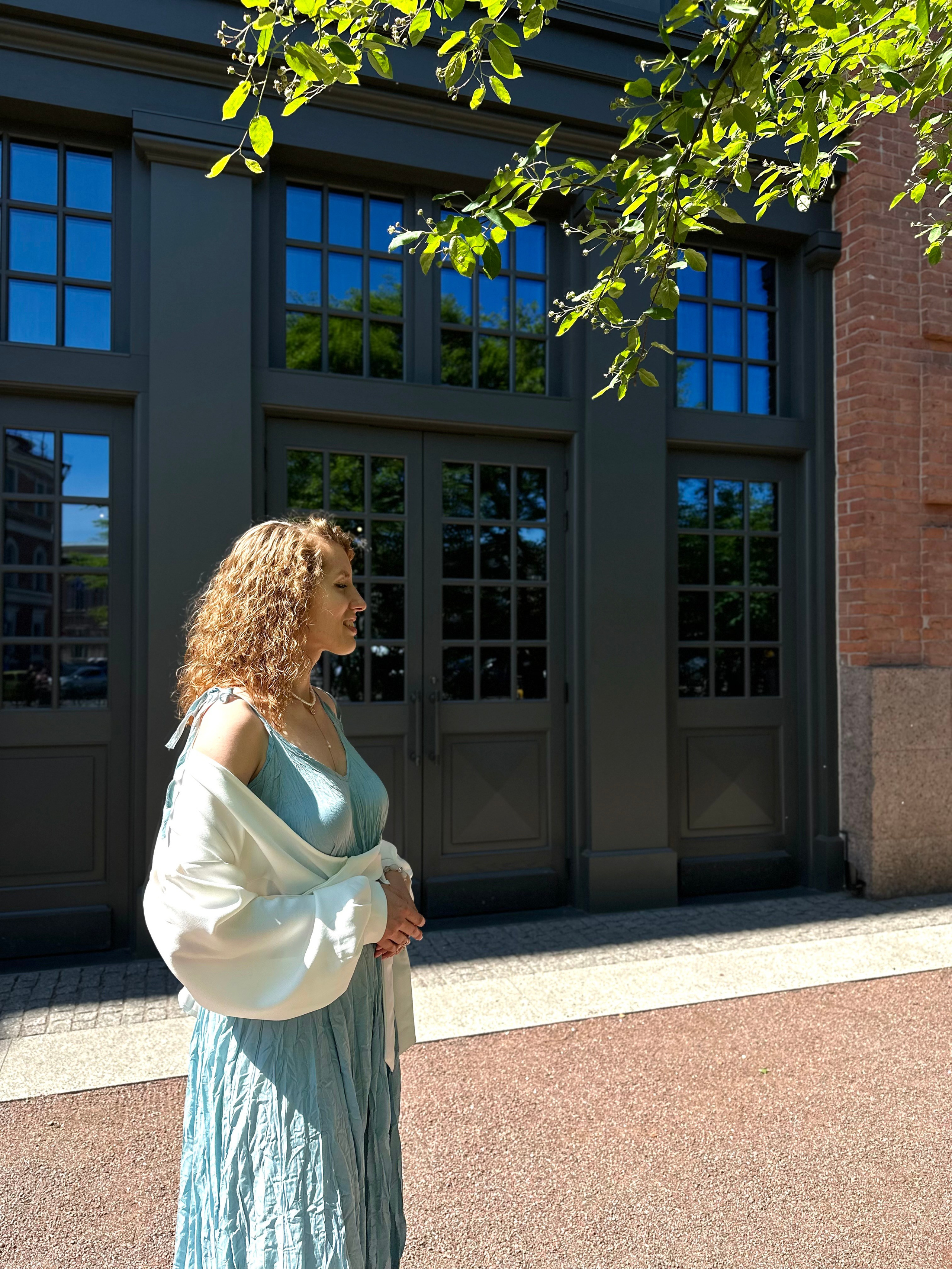 Прогулка по центру. КОНТЕНТ |БРЕНД фотограф Санкт-Петербург — Жанна Олтаржевская