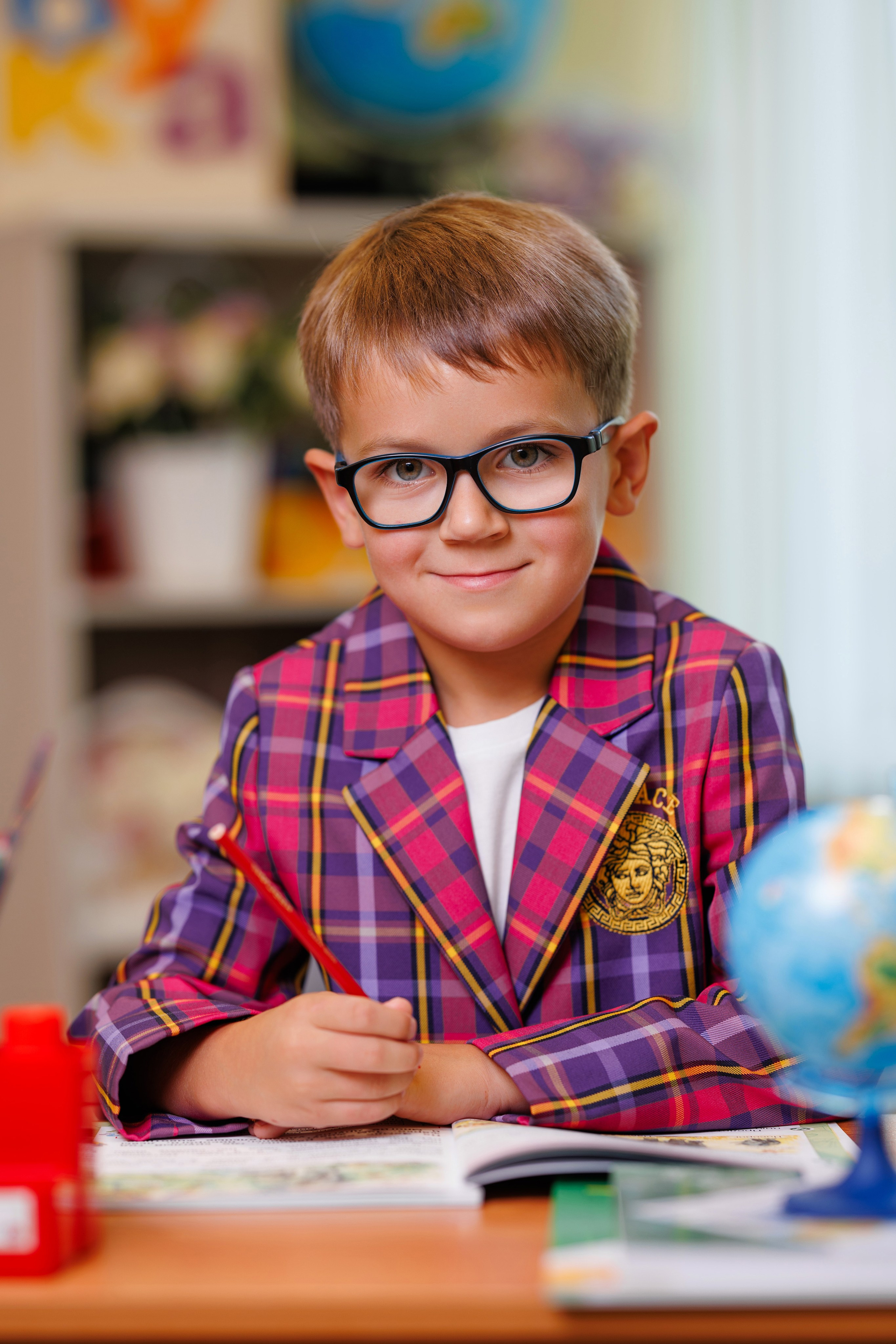 Первый раз в первый класс!. Выпускные альбомы в Москве FOTOVMESTE