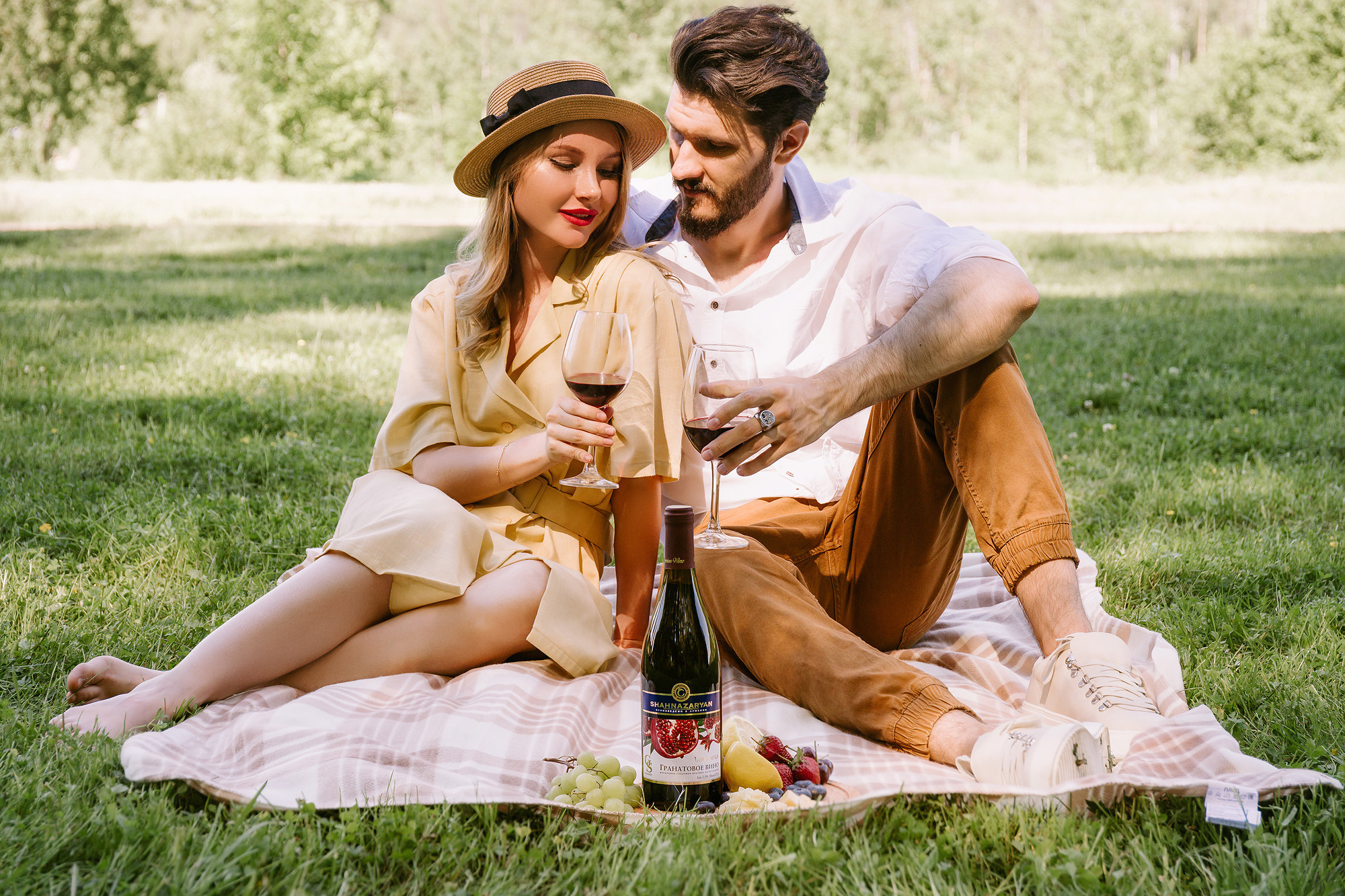Шахназарян: имиджевая съемка пикника. Рекламный и предметный фотограф Марченков Антон