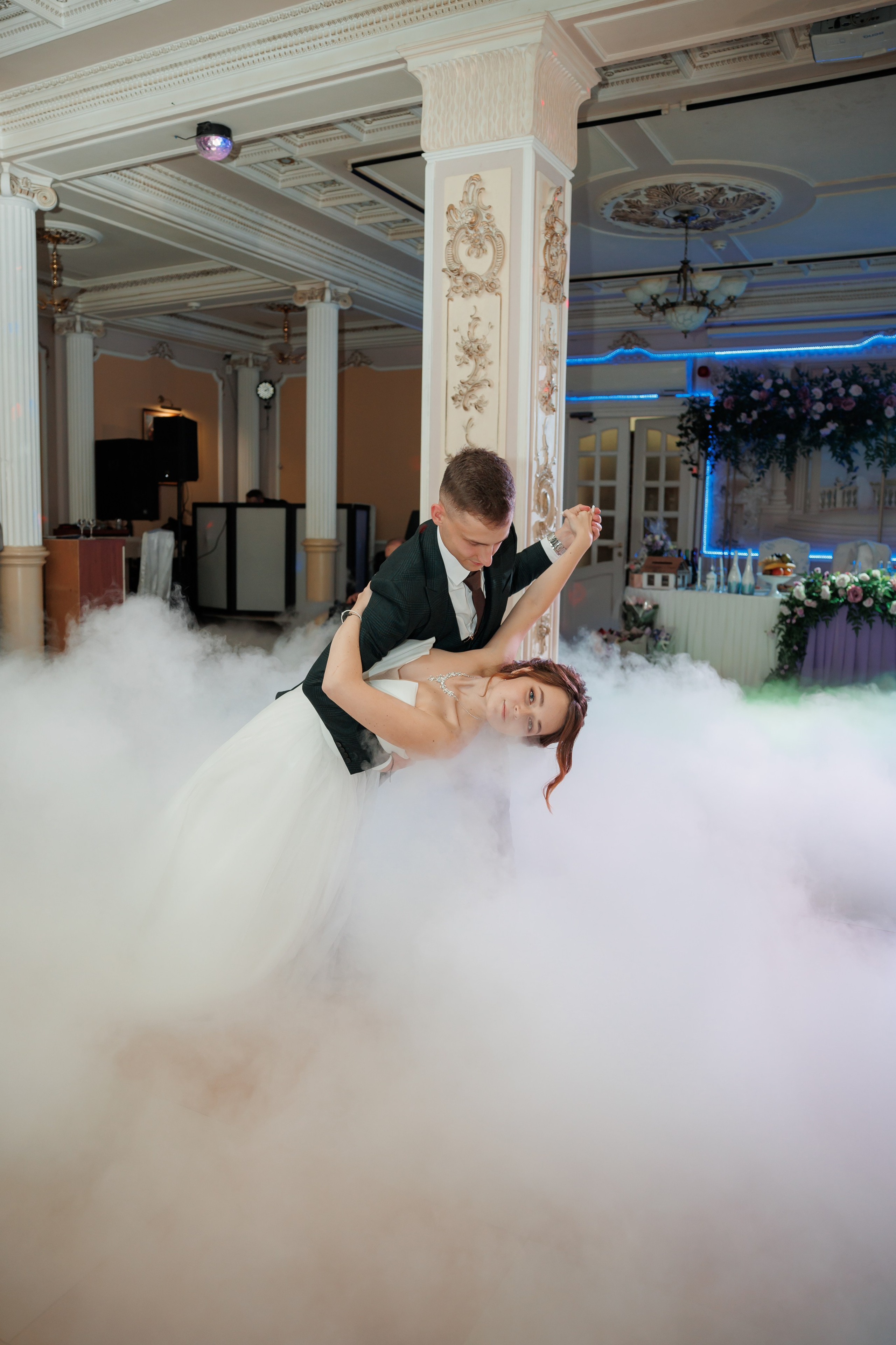 Константин и Дарья, ЗАГС ВДНХ, отель Soluxe, ресторан «Антик». Свадебный и репортажный фотограф (Москва, Королев и другие)