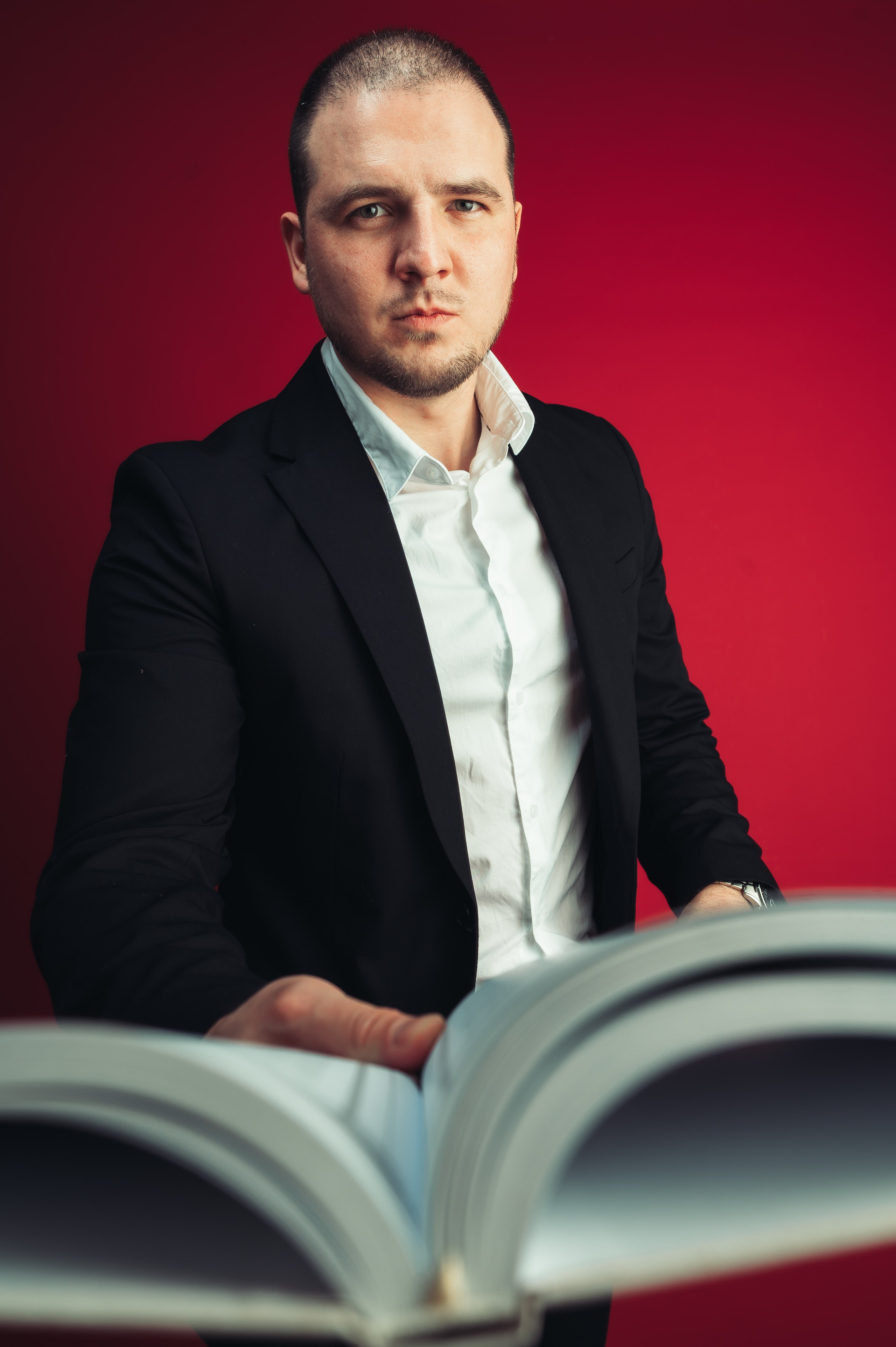 Никита Пустовалов — портретная съёмка. Иван Кубик — фотограф и видеограф