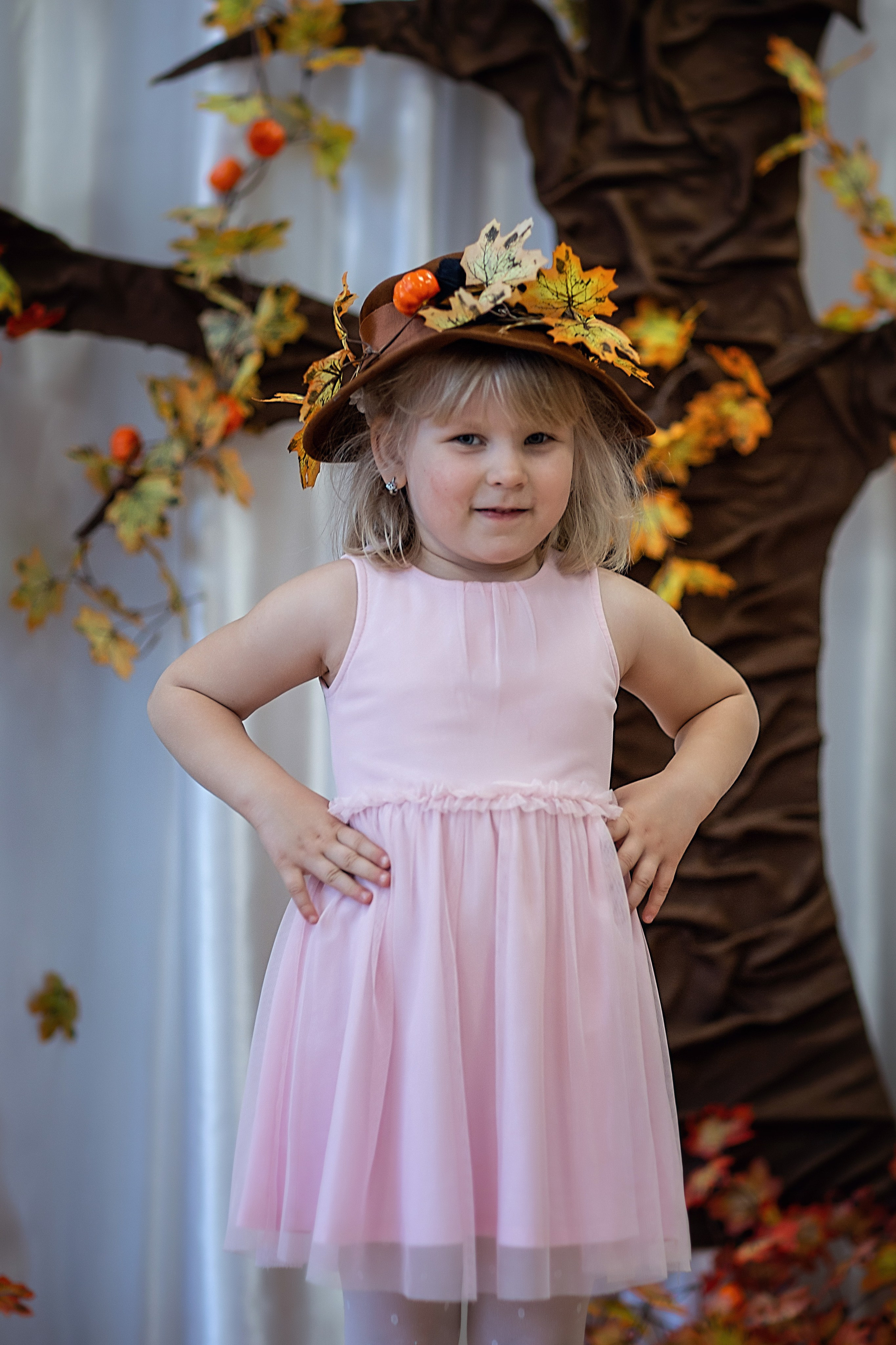 Волшебный зонтик осени_2023 год. Семейный фотограф в Санкт-Петербурге