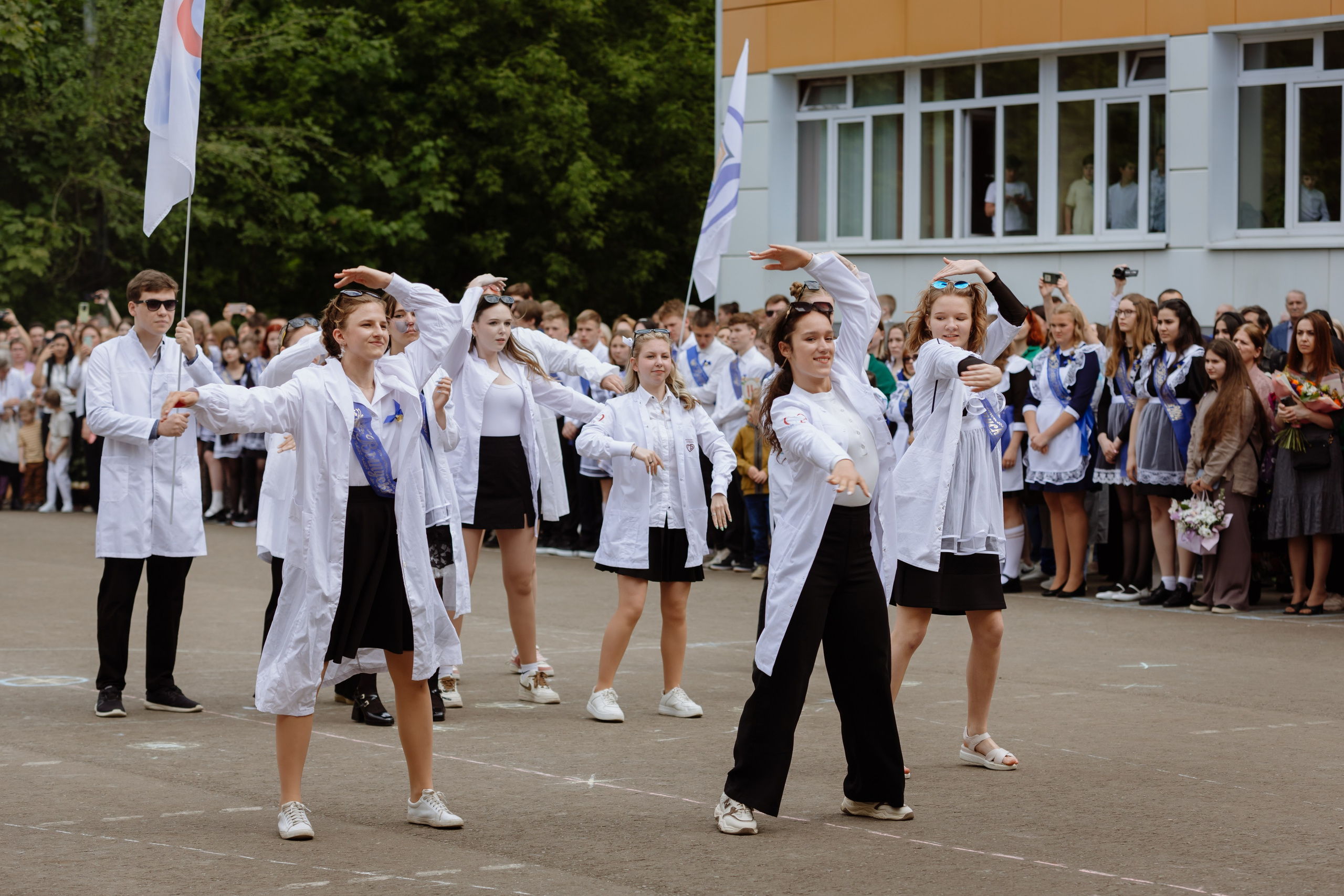 Последний звонок 2024 (3 часа фотосъемки). Профессиональный фотограф Надежда Антонова