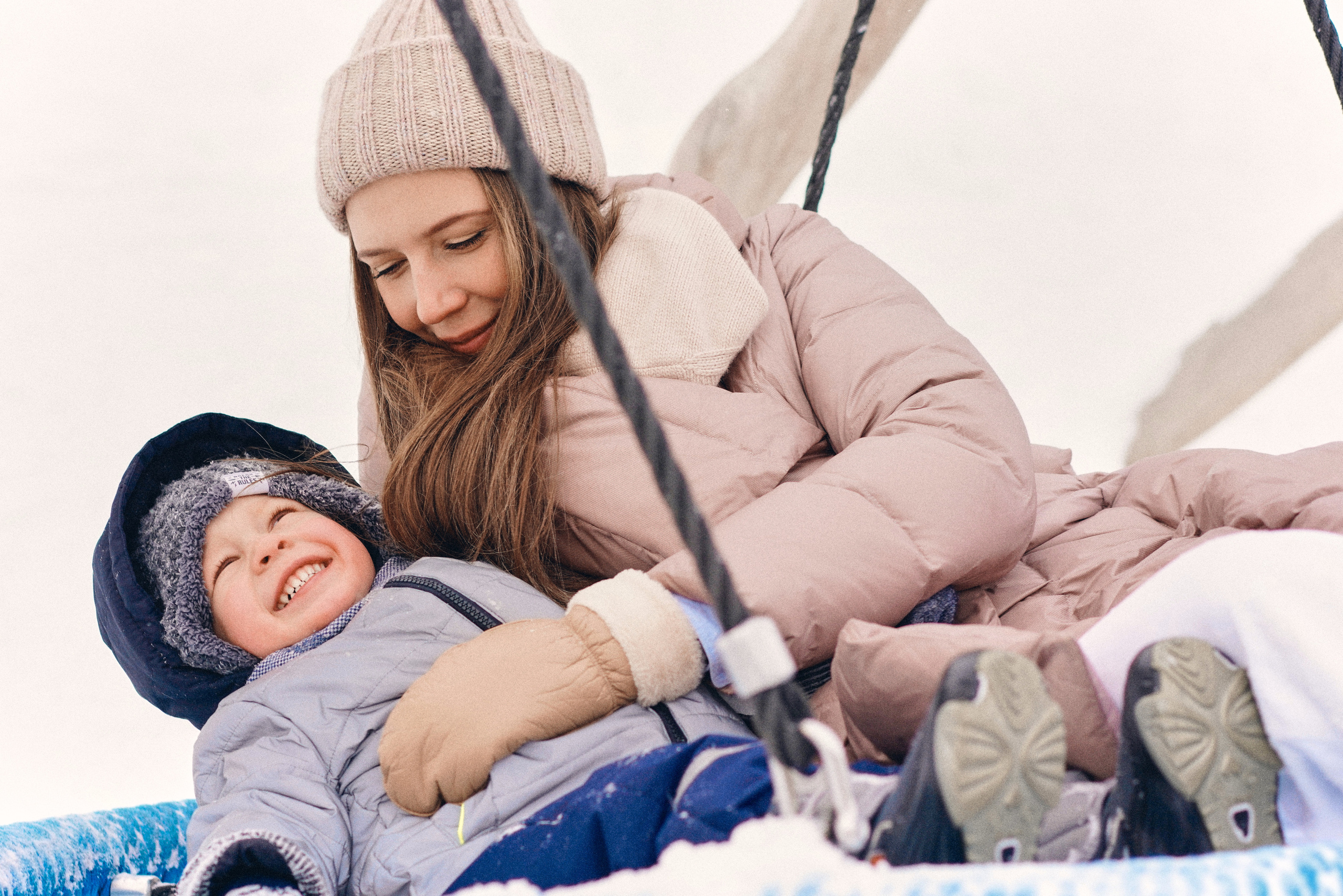 Непоседа Назар — съемка на улице. Фотограф Казань