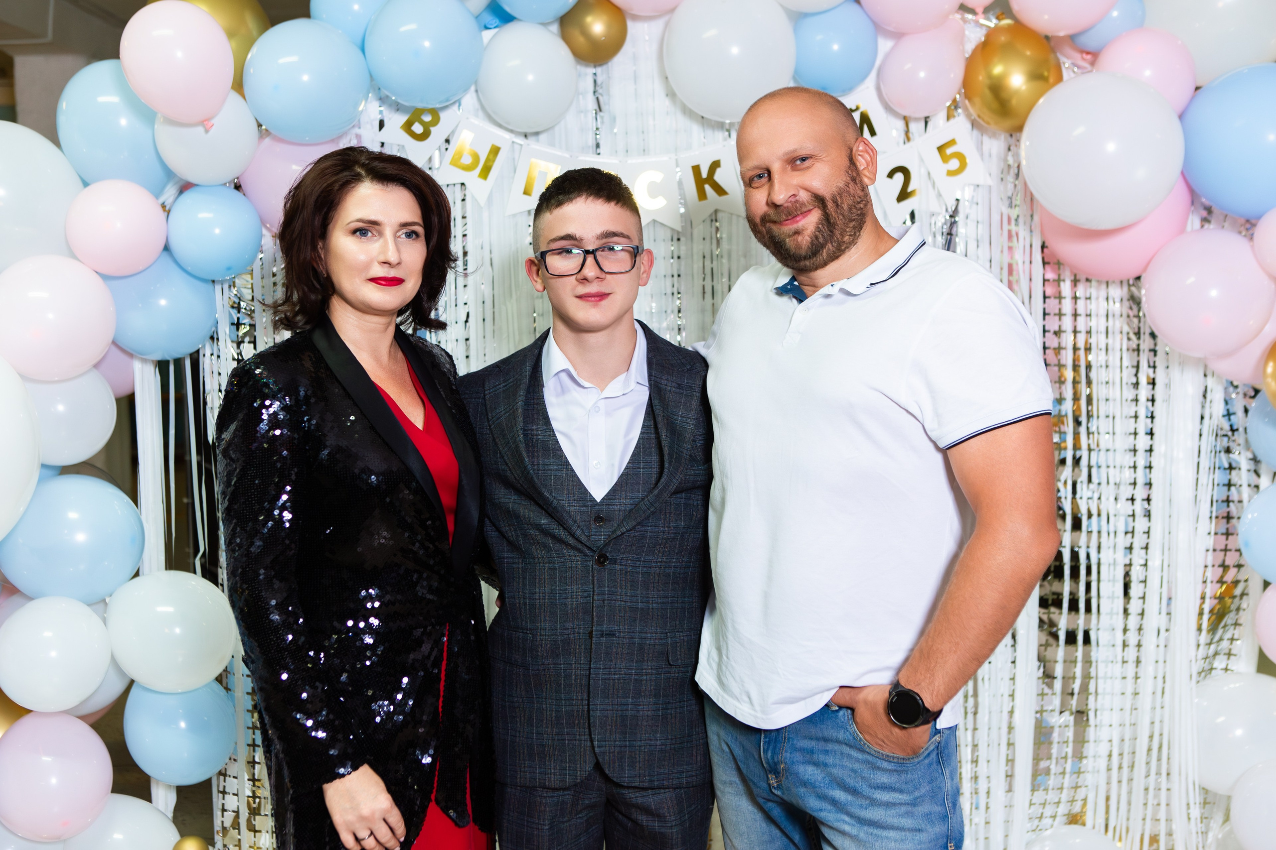 ФОТОСЕССИЯ С РОДИТЕЛЯМИ ВЫПУСКНОЙ 2025 9 ШКОЛА МЦЕНСК. ТВОЙ АЛЬБОМ / ТВОИ ПРАВИЛА