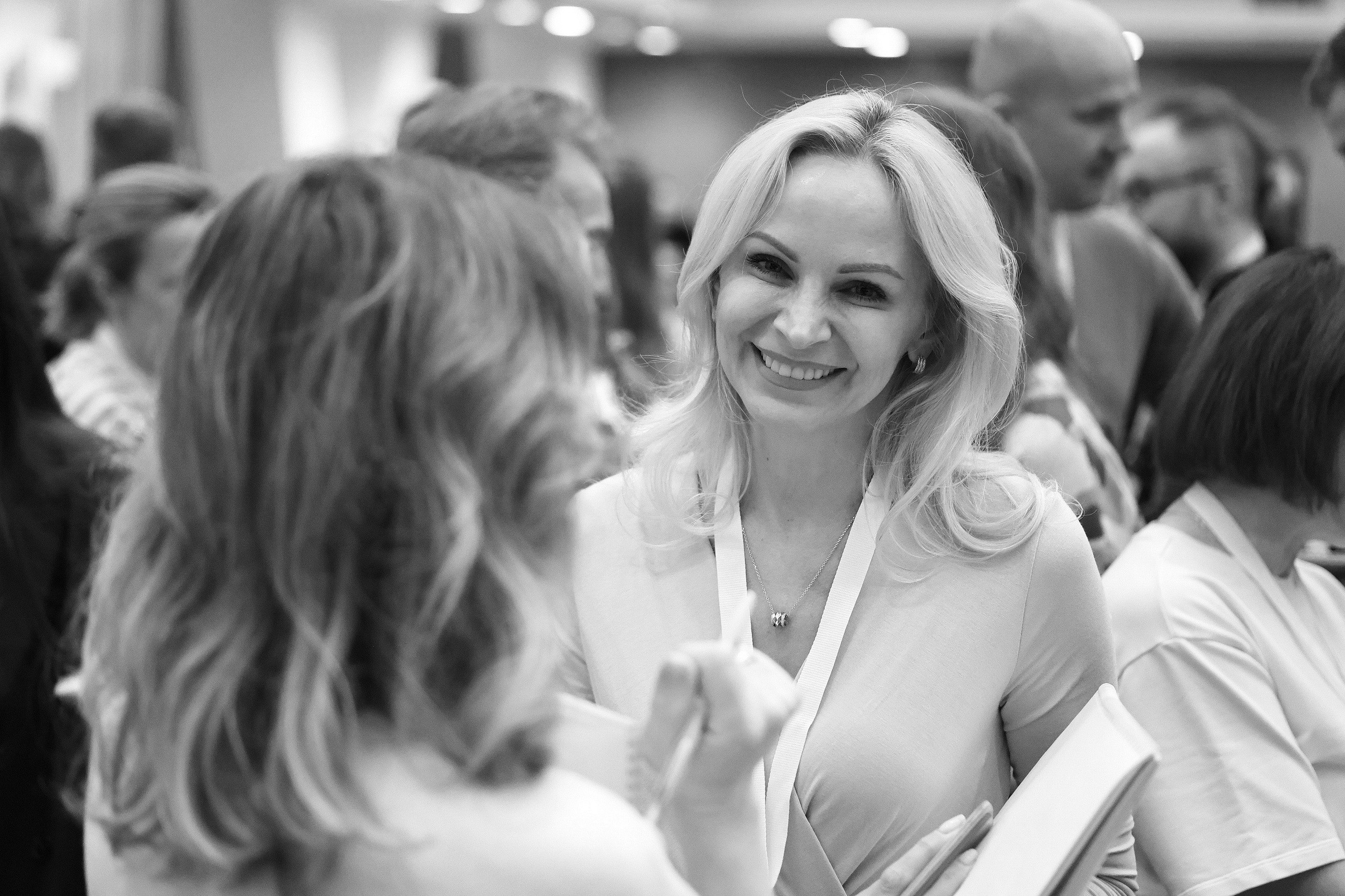 Дело Года 2024. Счастье в деятельности. Проект Филиппа Гузенюка. Фотографирую масштабные события, людей и их истории по всему миру. Константин Трубников