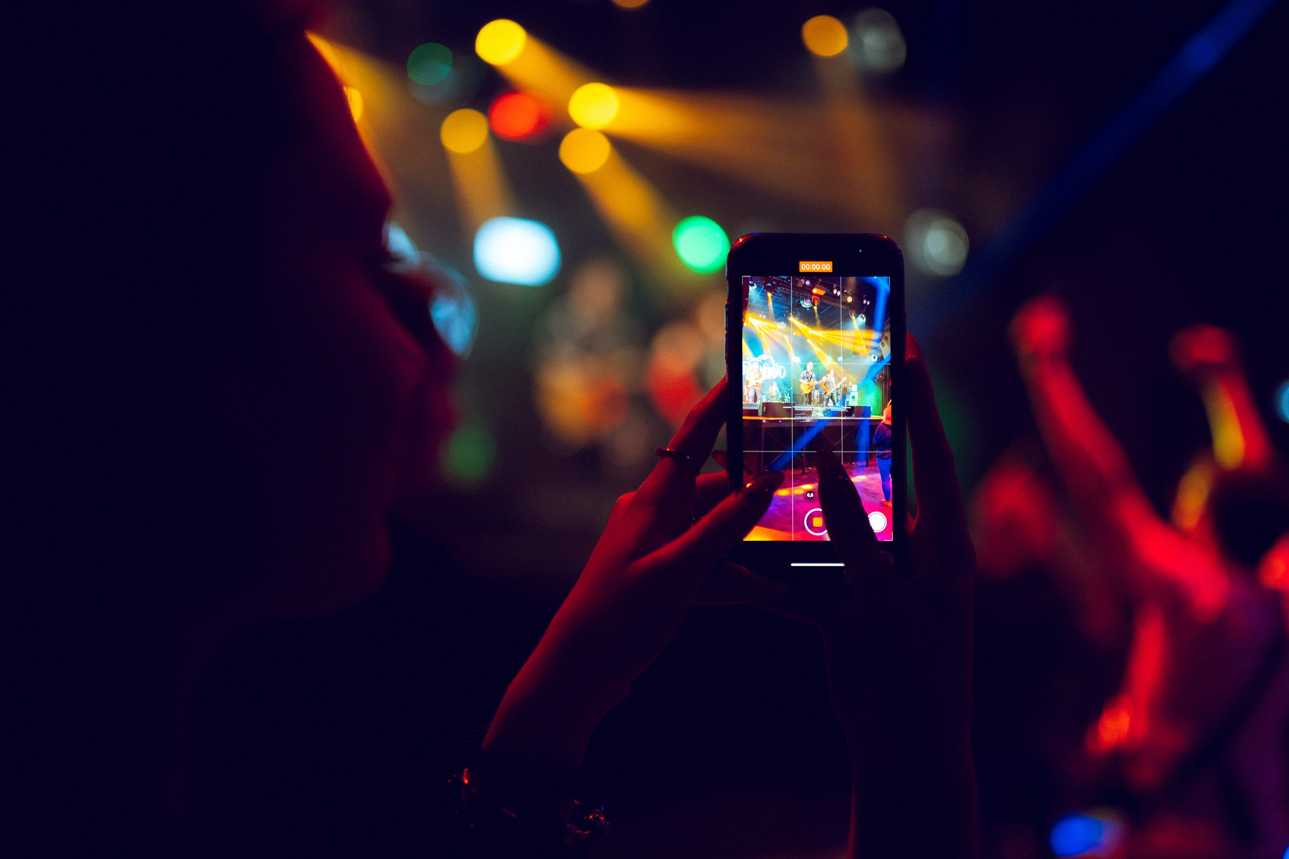 «Под небом» (Клуб Pravda) 25.05.2024. Максим Яковлев — фотограф в Москве