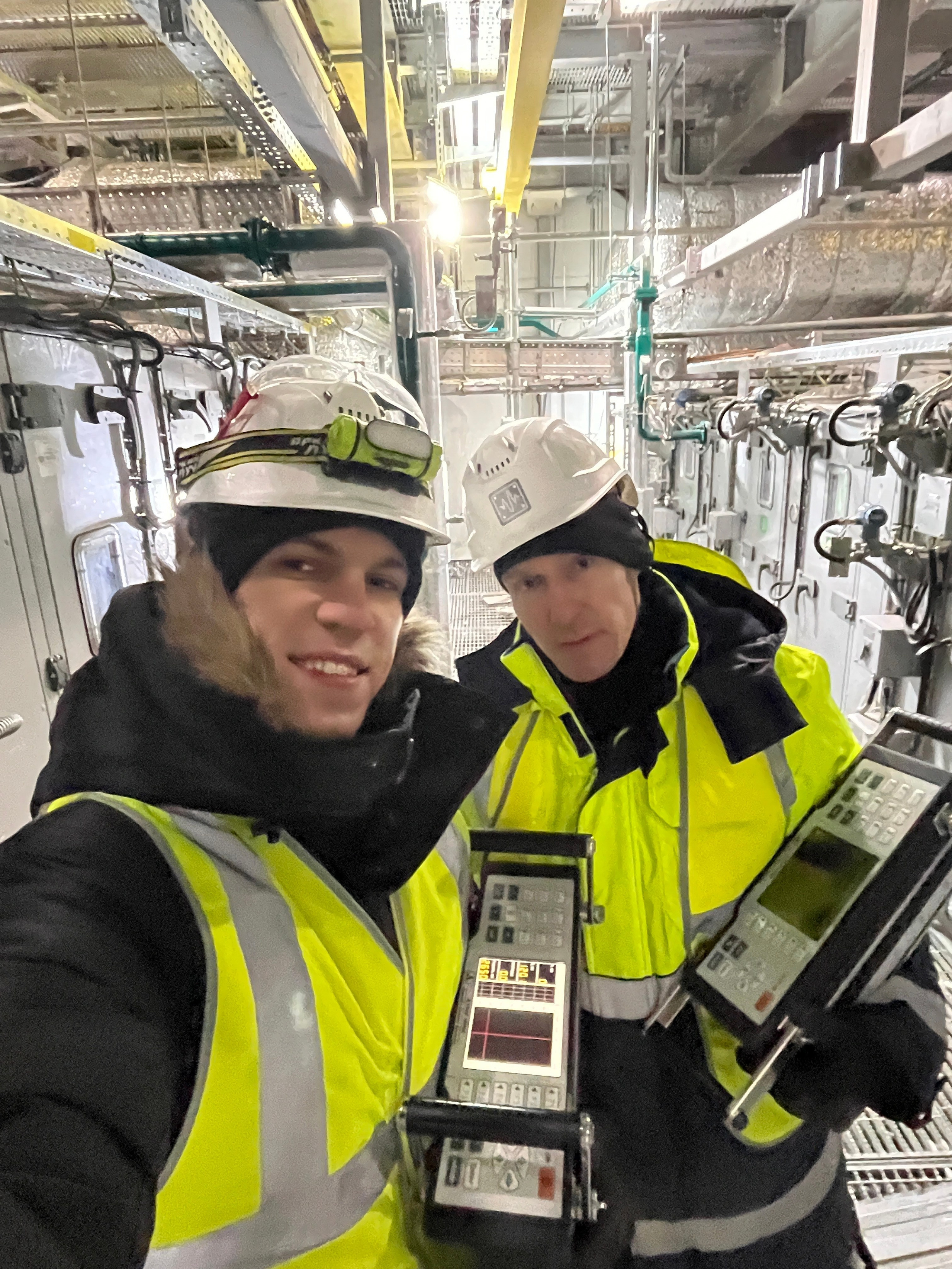 Visual and Instrumental Inspection of Monolithic Reinforced Concrete Columns. Ultrasonic Pulse Echo and GPR inspection of concrete and reinforced concrete structures