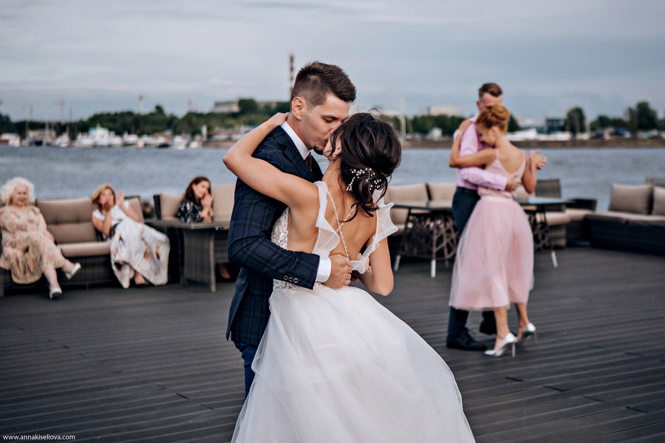 Анастасия и Филипп. Фотограф в Санкт — Петербурге Анна Конофало