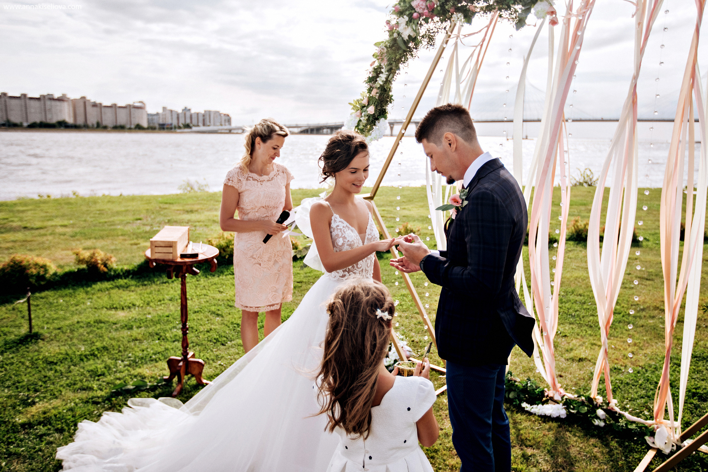 Анастасия и Филипп. Фотограф в Санкт — Петербурге Анна Конофало