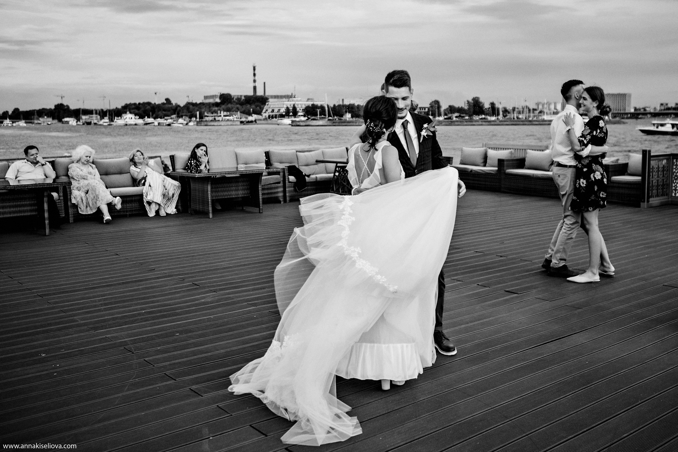 Анастасия и Филипп. Фотограф в Санкт — Петербурге Анна Конофало