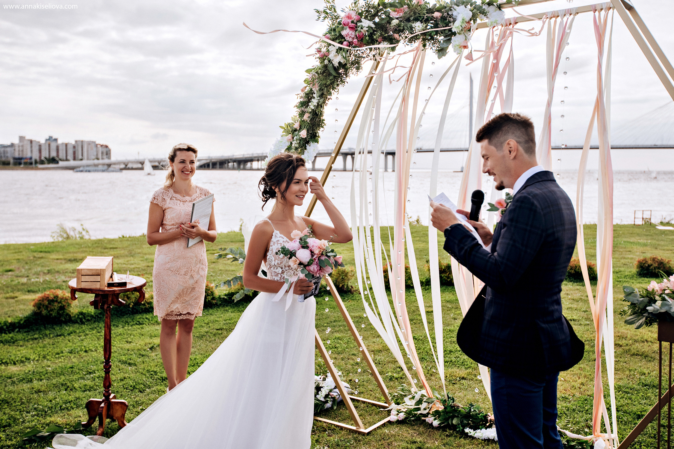 Анастасия и Филипп. Фотограф в Санкт — Петербурге Анна Конофало