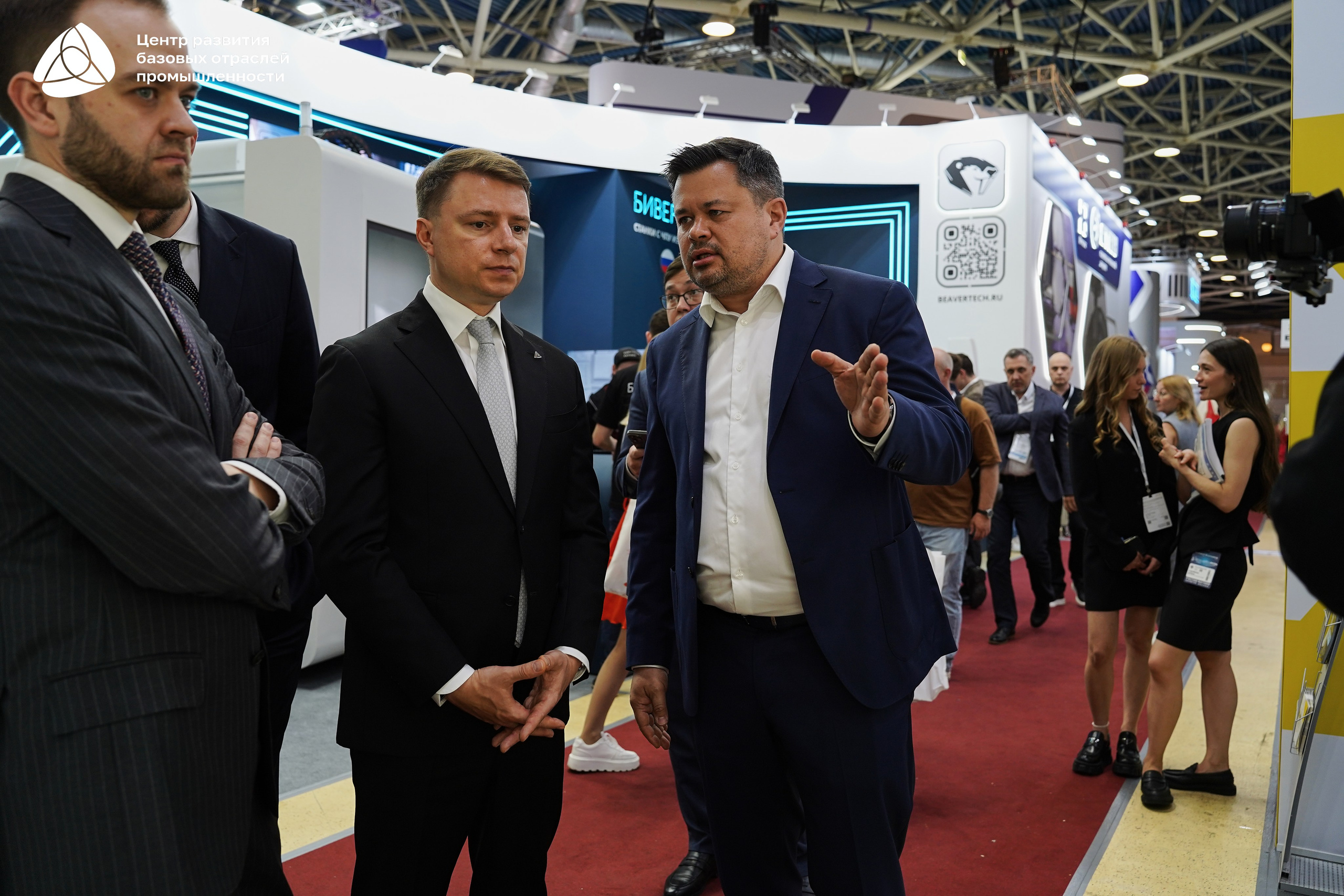 ЭКСПОЦЕНТР Алиханов. Фотограф