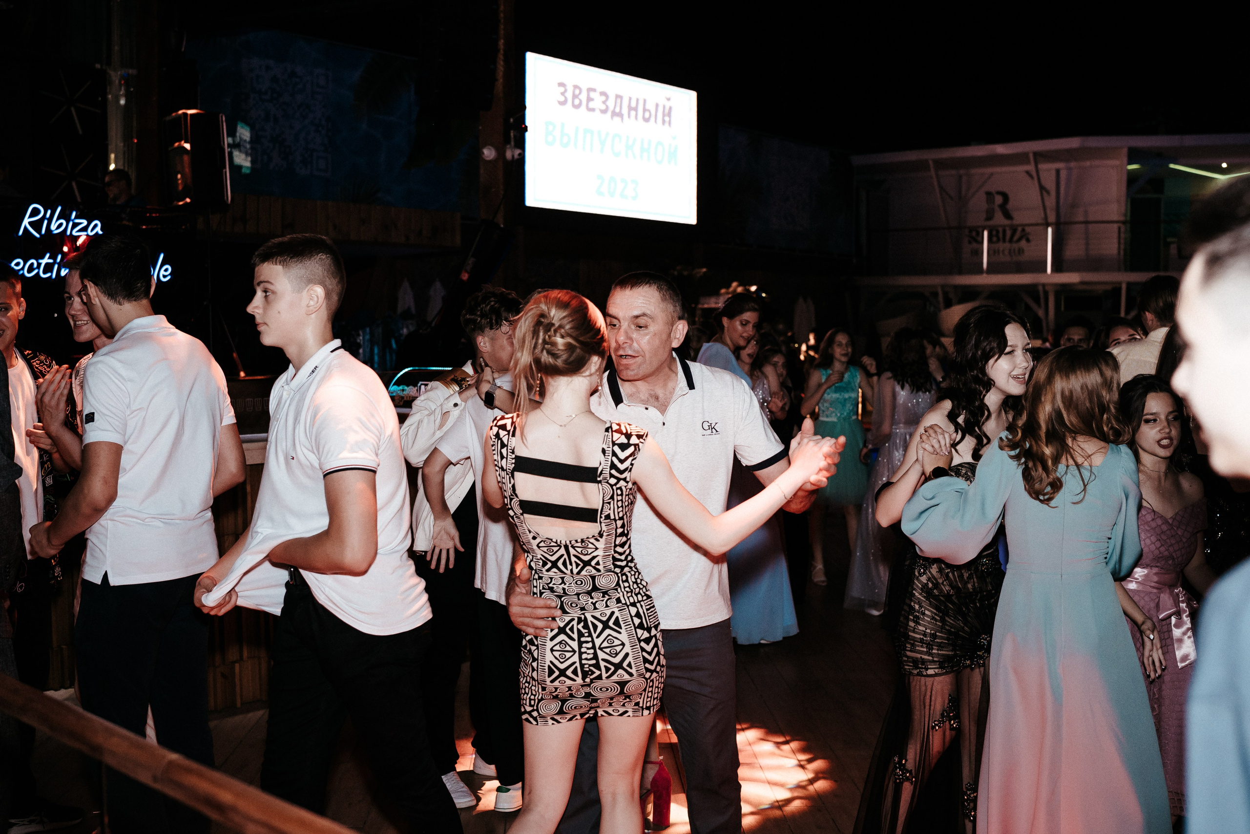 Выпускной «Ribiza». Свадебный фотограф в Симферополе