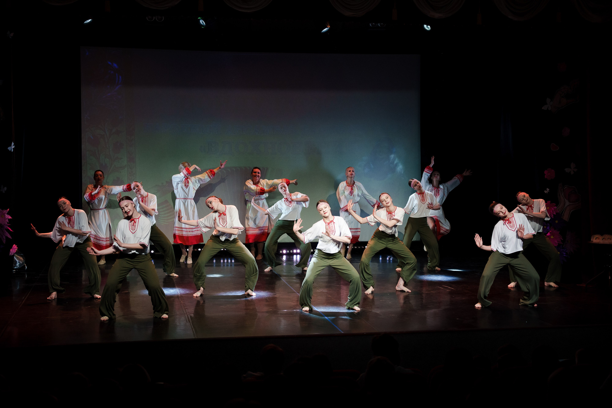 Концерт центра внешкольной работы г. Ростов. Репортажный фотограф Сергей Сажин г. Ярославль