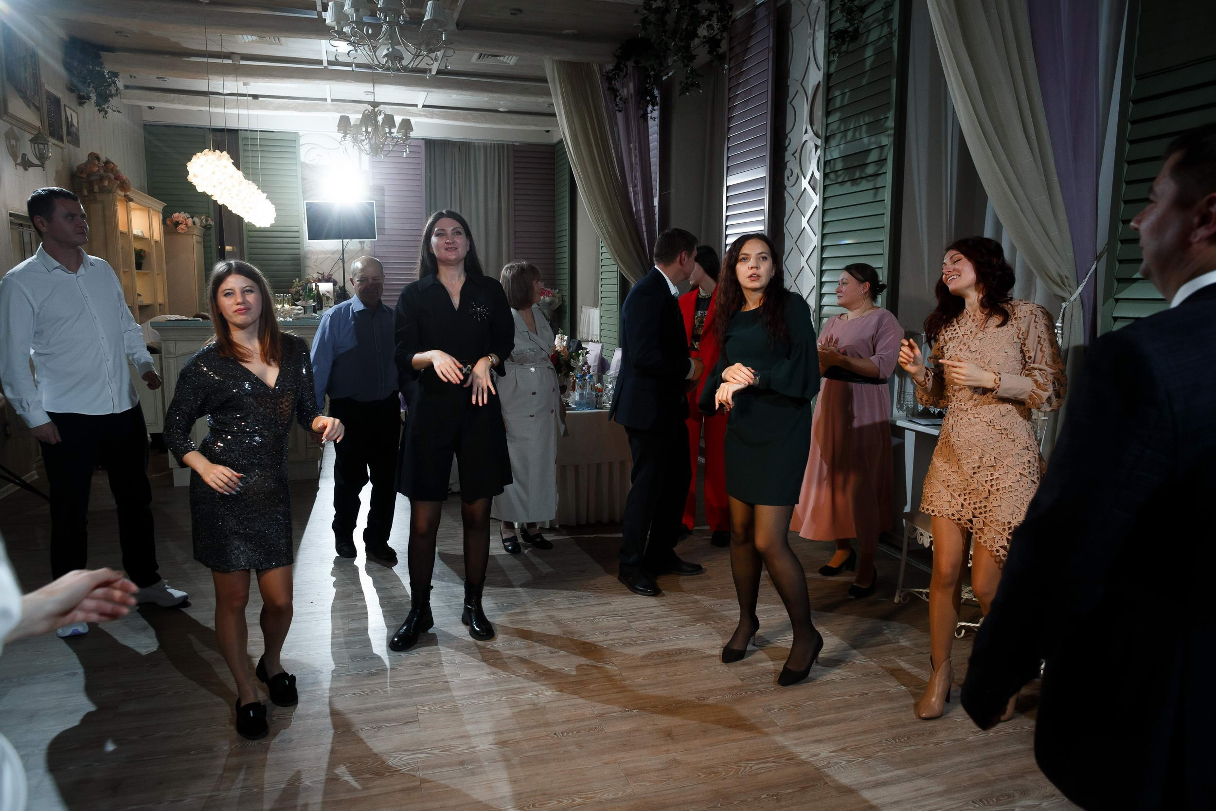 Свадьба в октябре. Свадебный фотограф Игорь Брундасов 8PHOTO на свадьбу венчание загс СПб