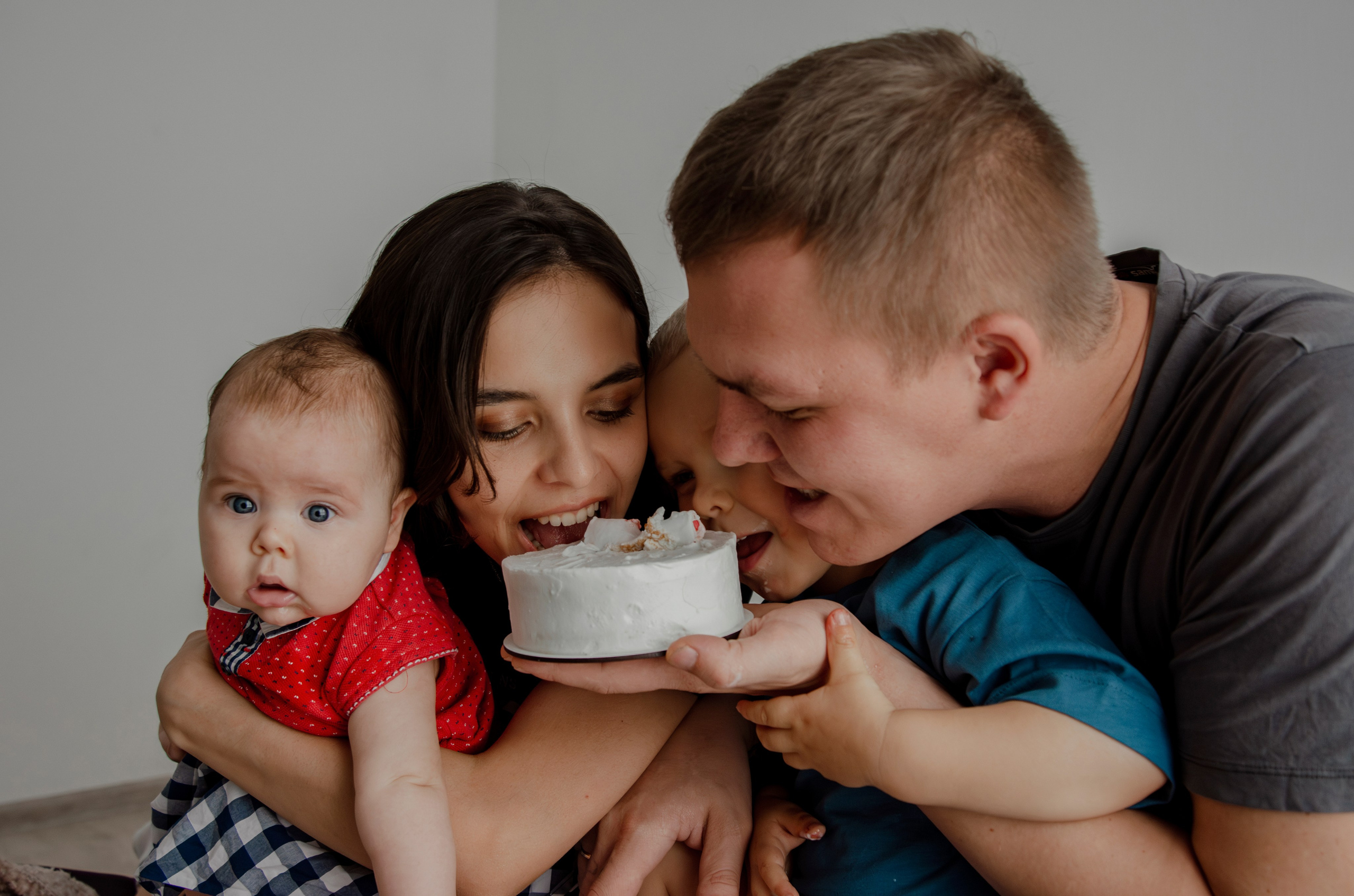 Домашняя съемка. Фотографы в Тюмени Андрей и Лидия Войвод
