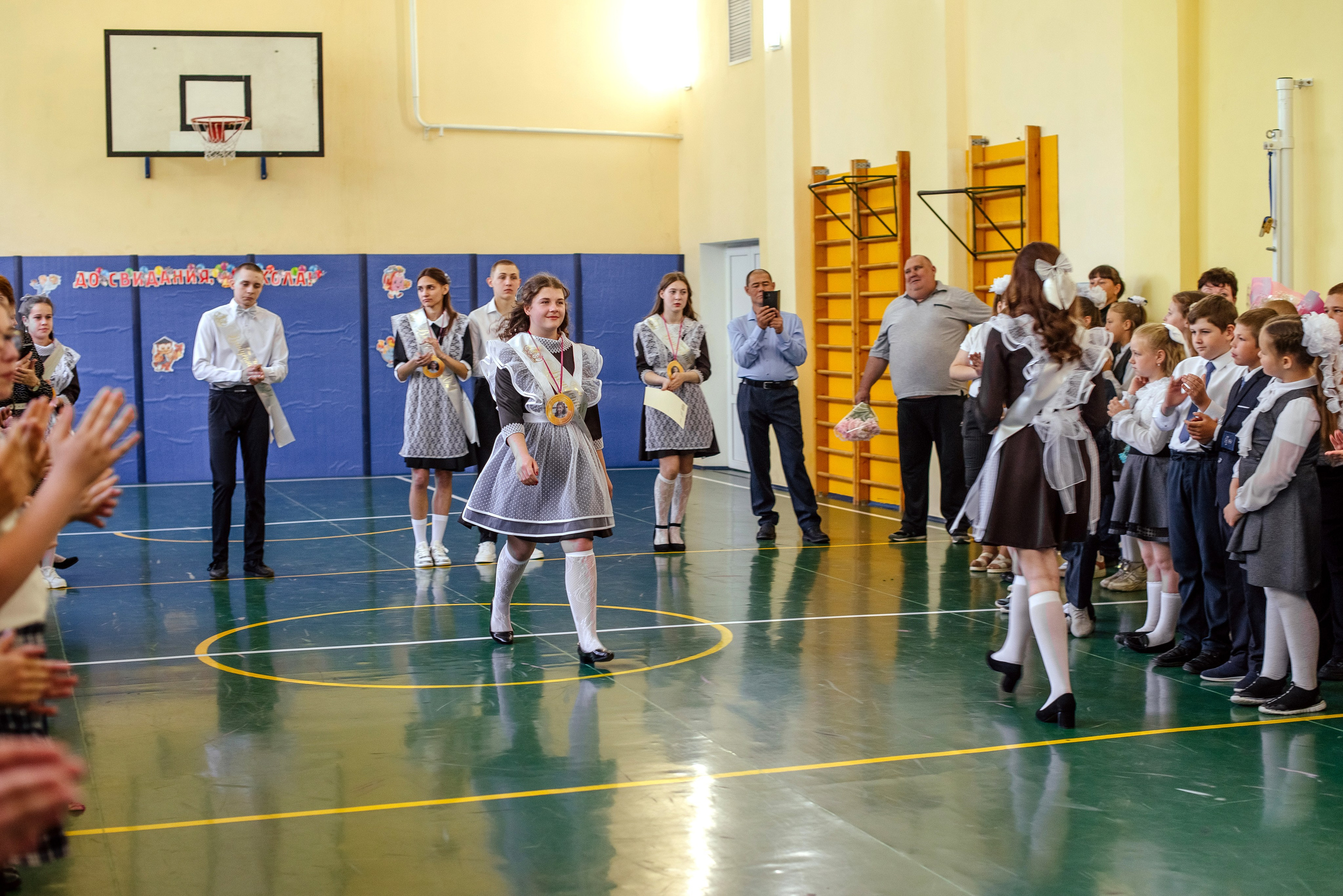 Школа выпускной 2024. Фотограф Галина Лисанова, г. Брянск