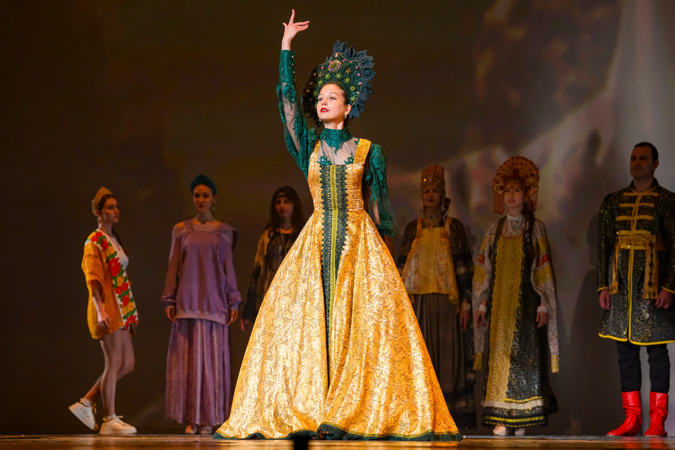 23 апреля, часть 1, БКЗ Октябрьский, г. Санкт-Петербург. Золотое яблочко